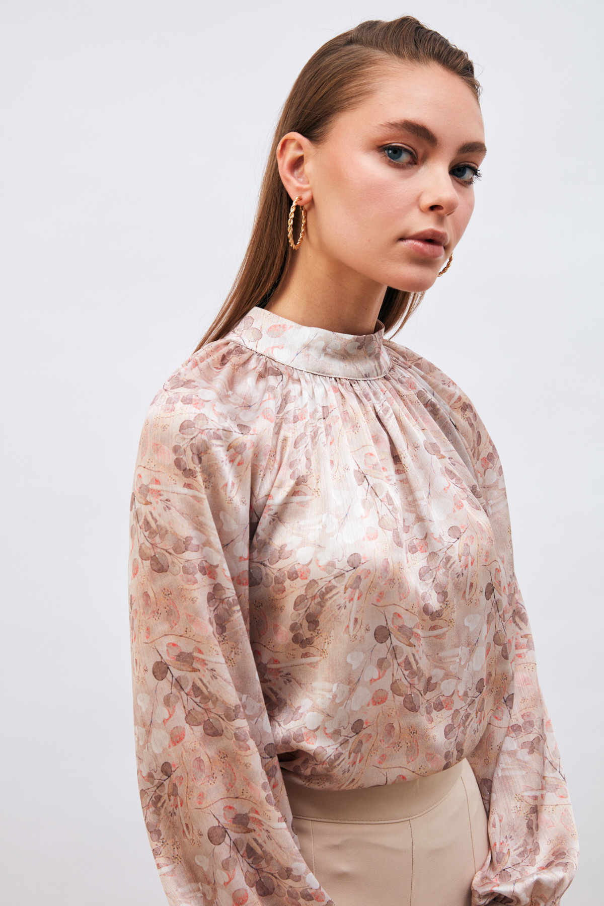 Dik Yaka Desenli Salaş Bluz - BEJ