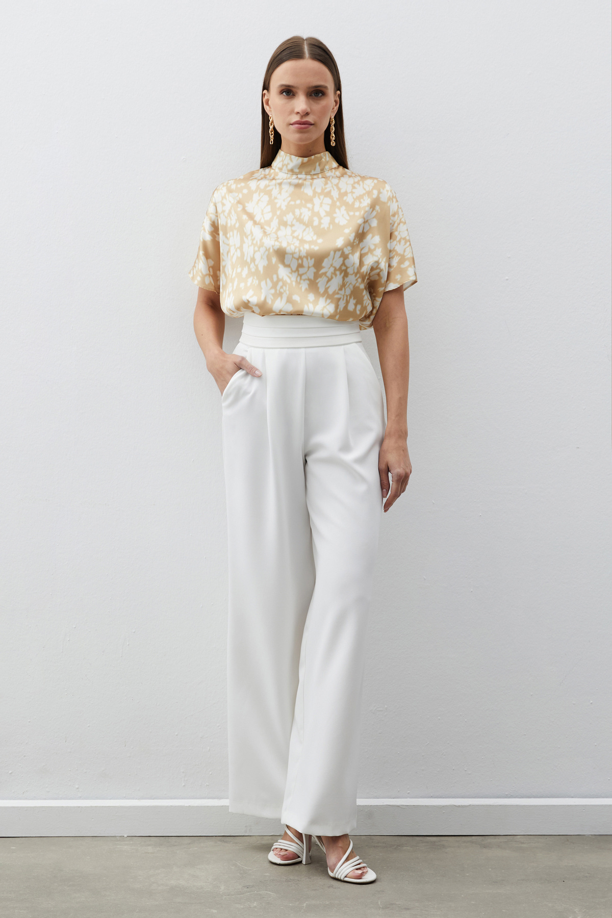 Dik Yaka Desenli Salaş Bluz - KAHVE