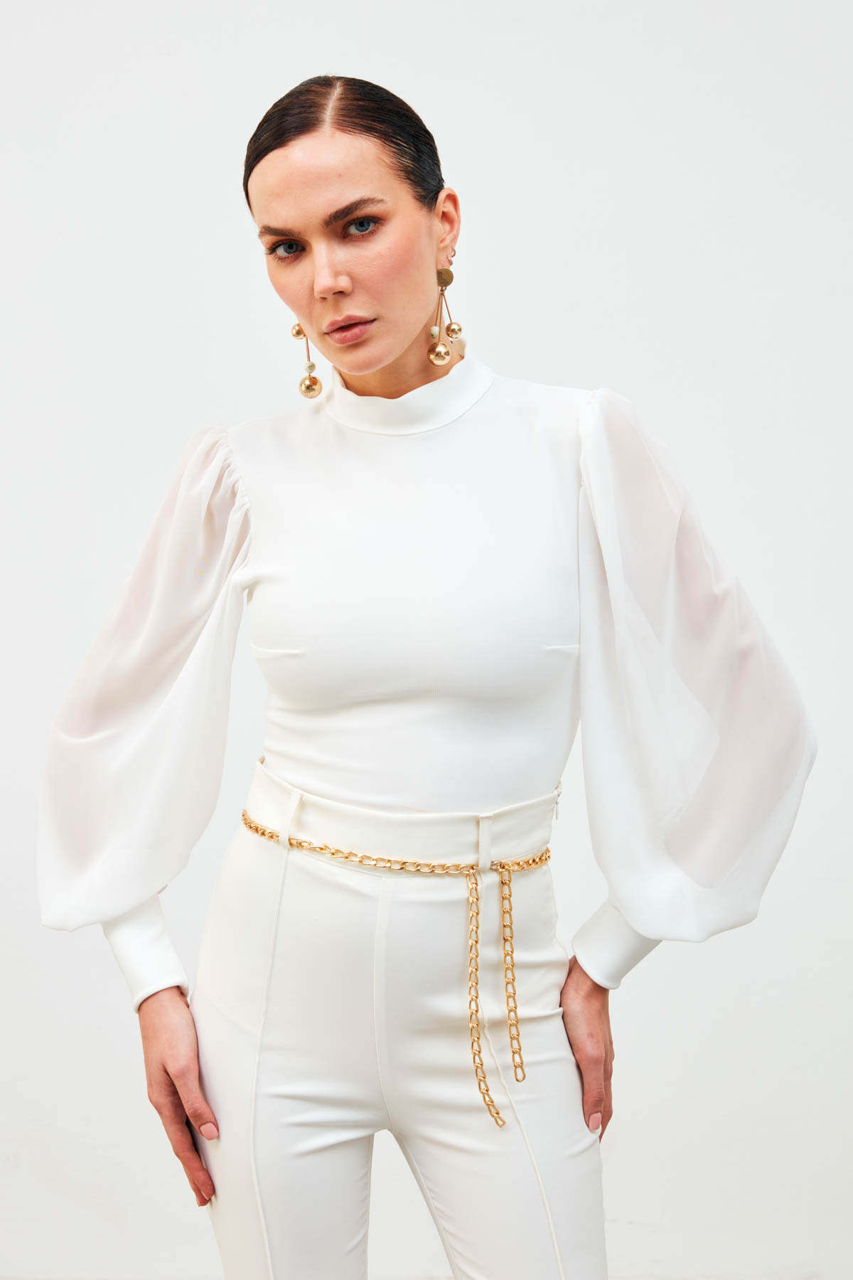 Dik Yaka Şifon Kol Detaylı Bluz - EKRU