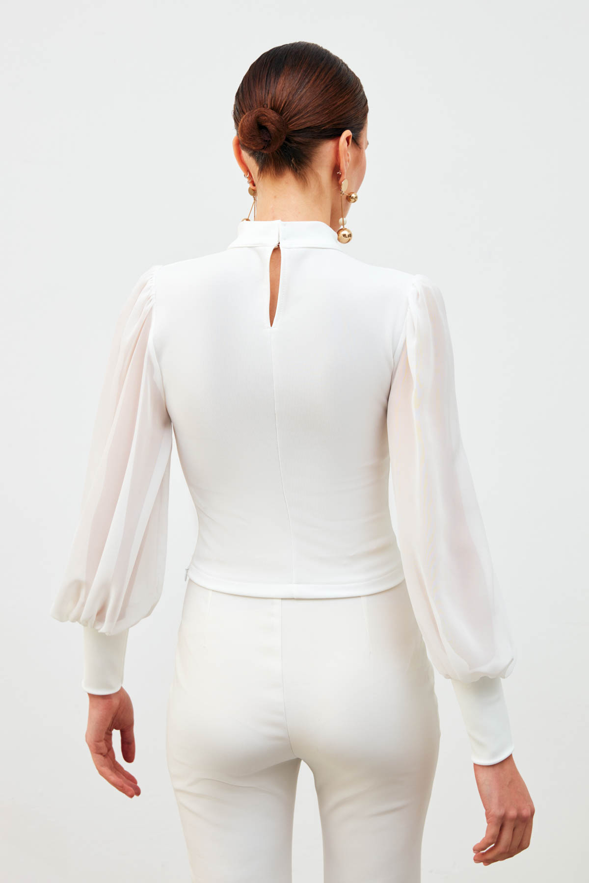 Dik Yaka Şifon Kol Detaylı Bluz - EKRU