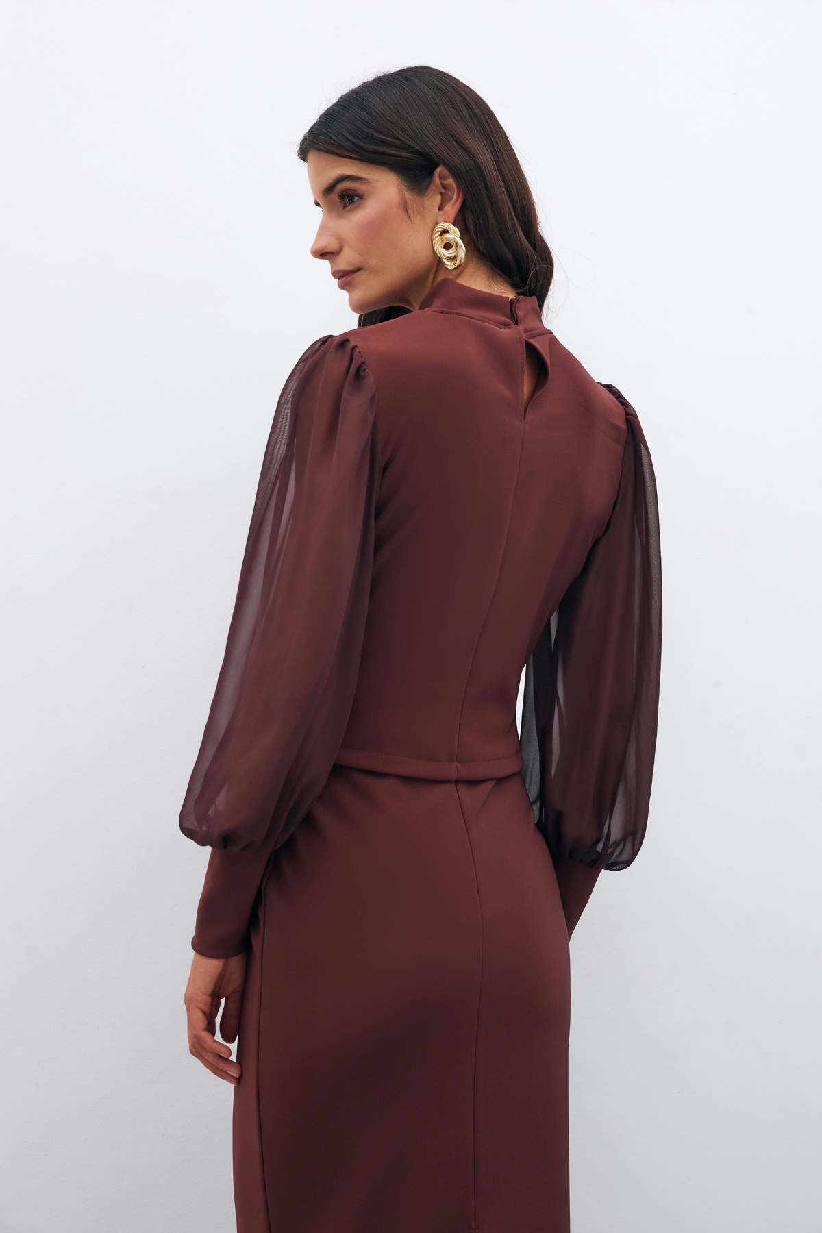 Dik Yaka Şifon Kol Detaylı Bluz - KAHVE