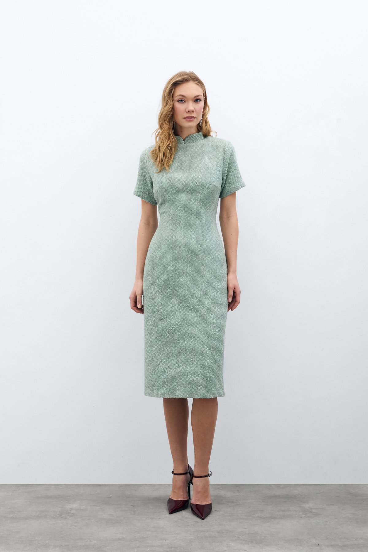 Dik Yaka Tüvit Elbise - MİNT