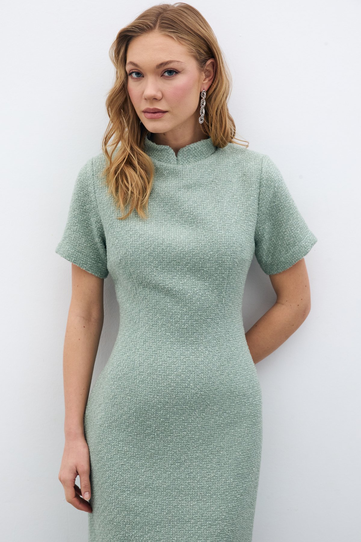 Dik Yaka Tüvit Elbise - MİNT