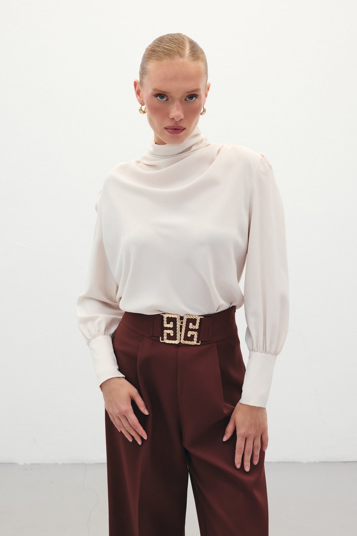 Draped Detailed Blouse - Beıge