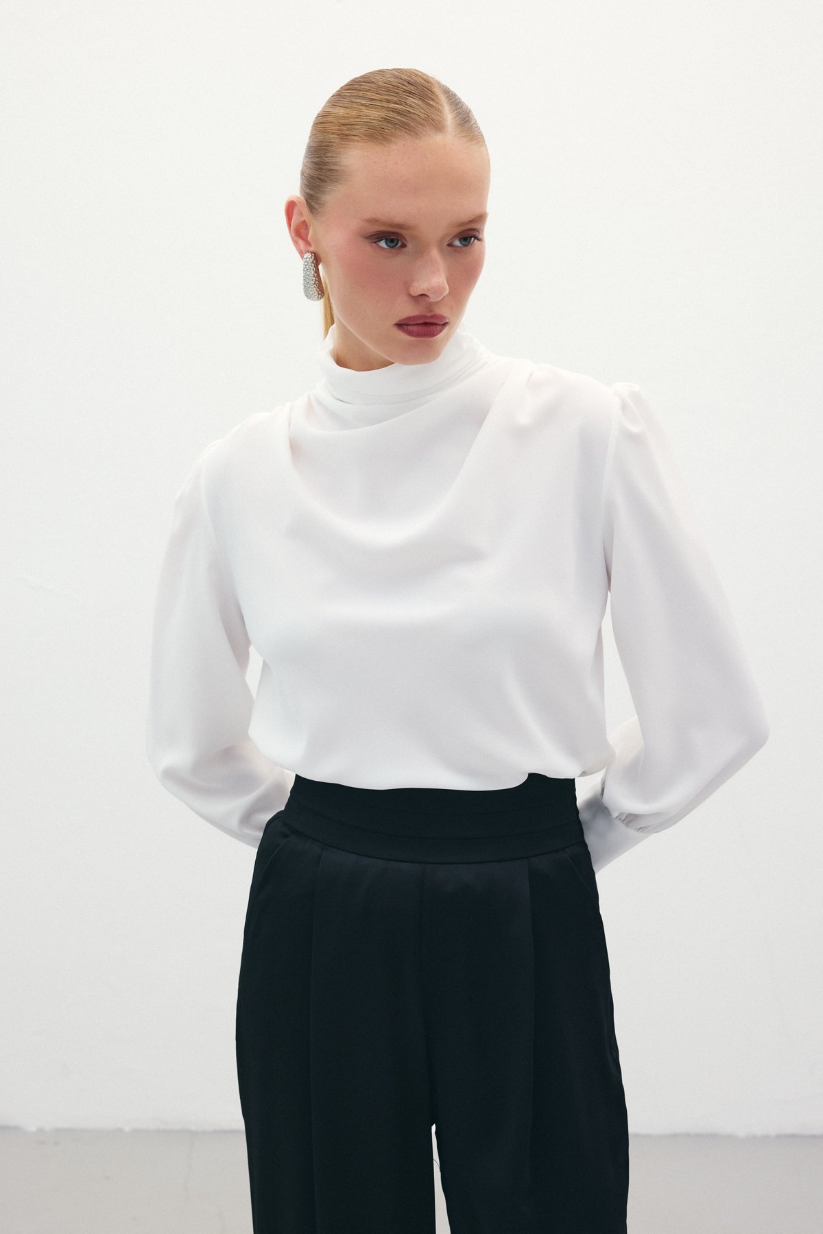 Drape Detaylı  Bluz - Ekru