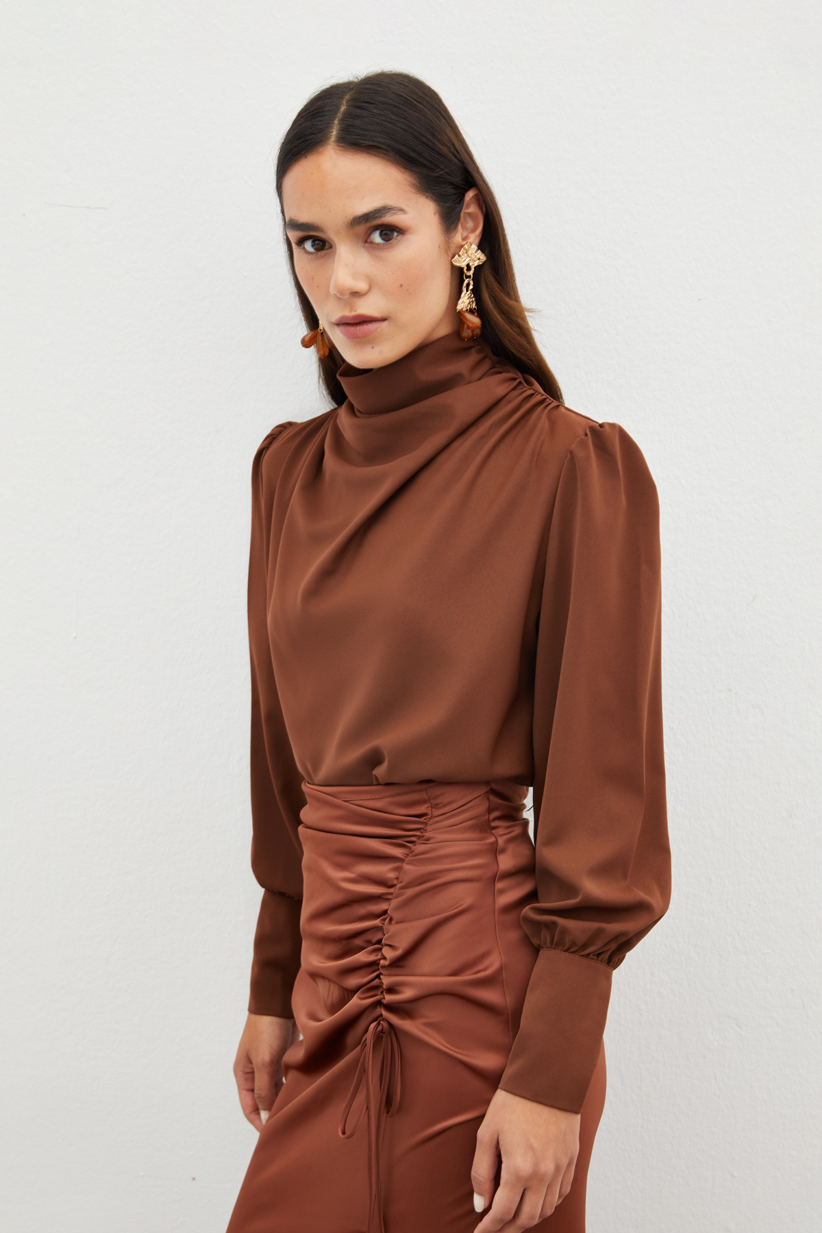 Drape Detaylı  Bluz - KAHVE