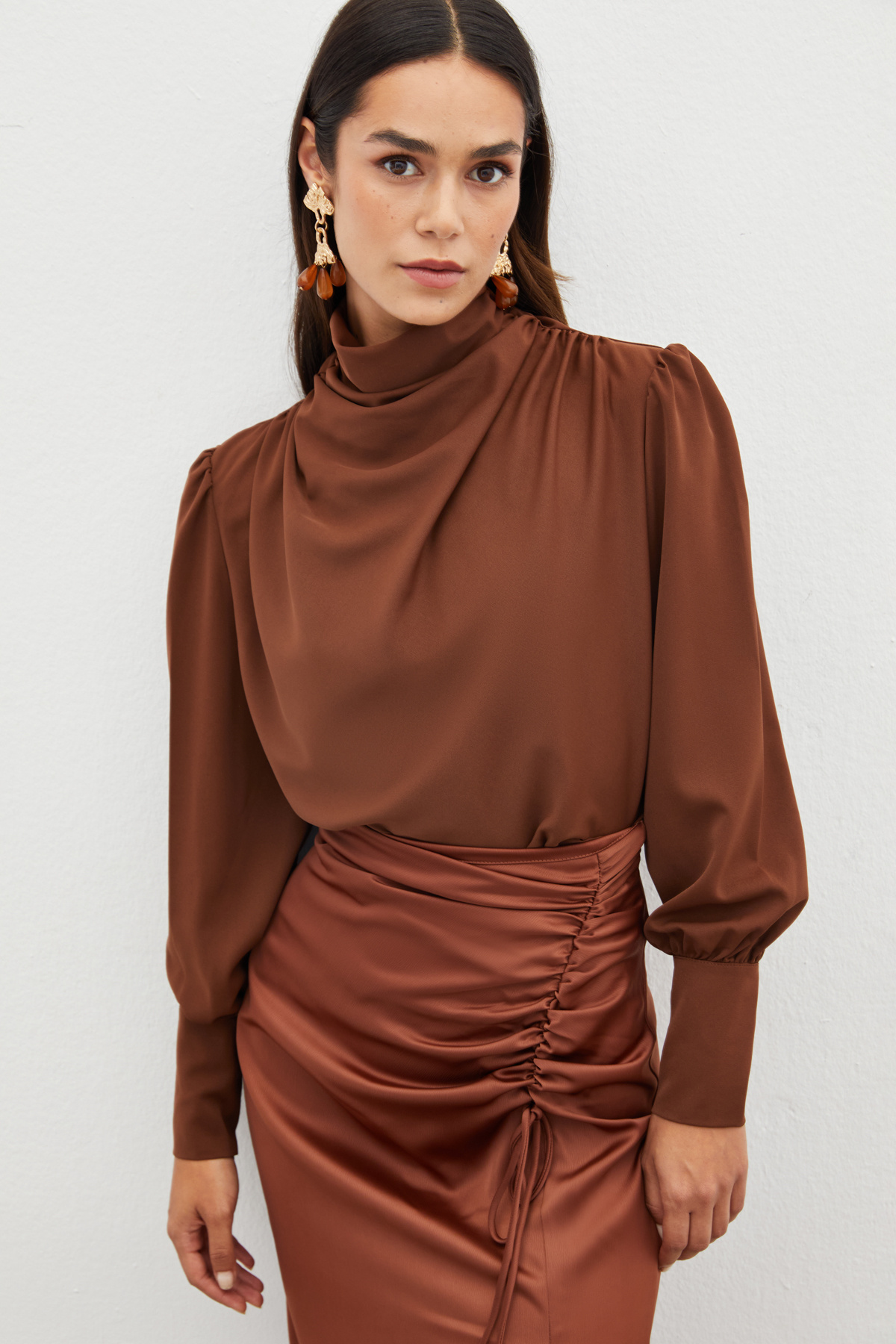 Drape Detaylı  Bluz - KAHVE
