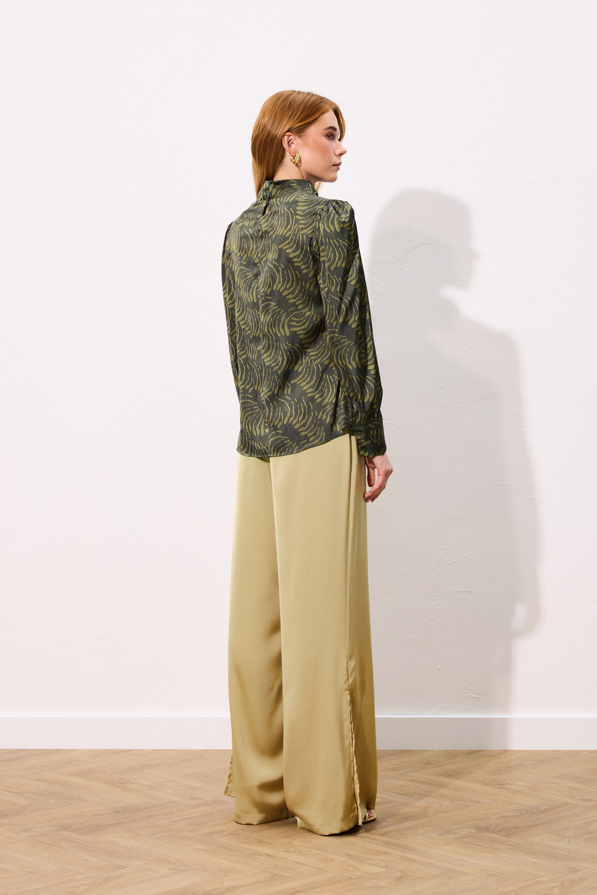 Drape Detaylı Desenli Bluz - Yeşil