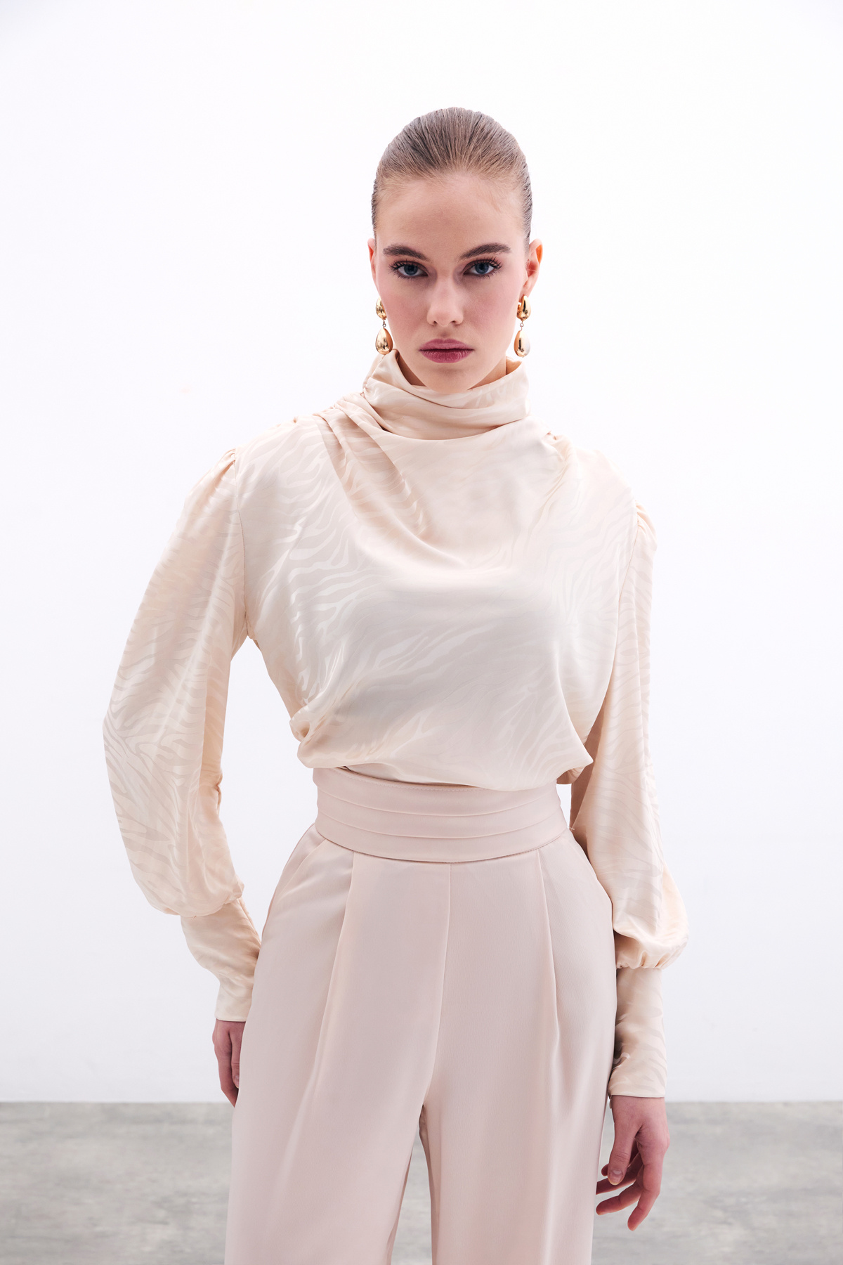 Drapeli Desenli Bluz - Bej