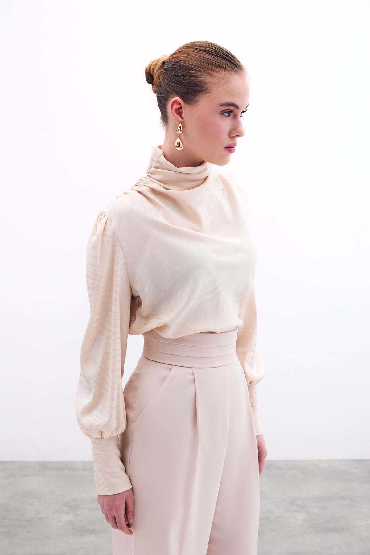 Drapeli Desenli Bluz - Bej