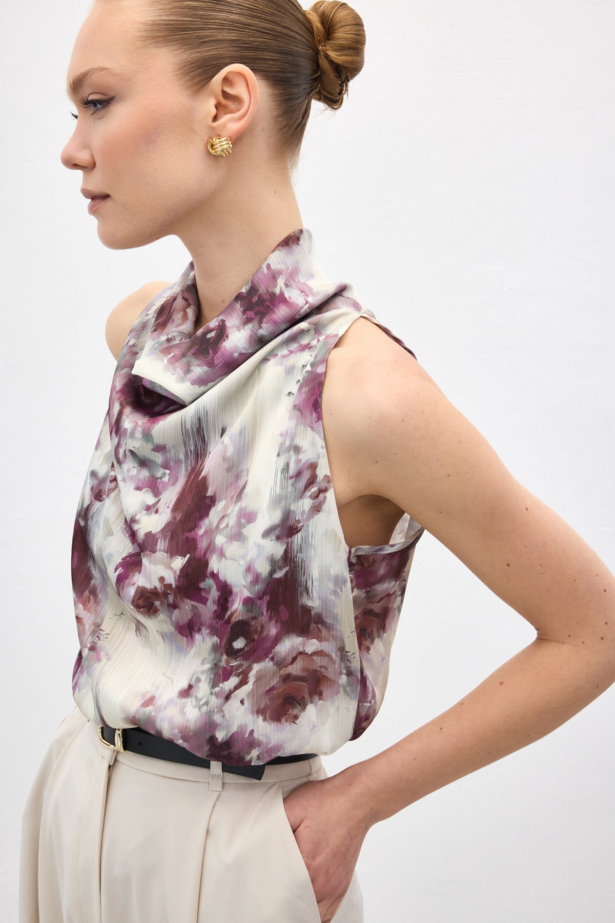 Draped Halter Neck Patterned Blouse - Murdum