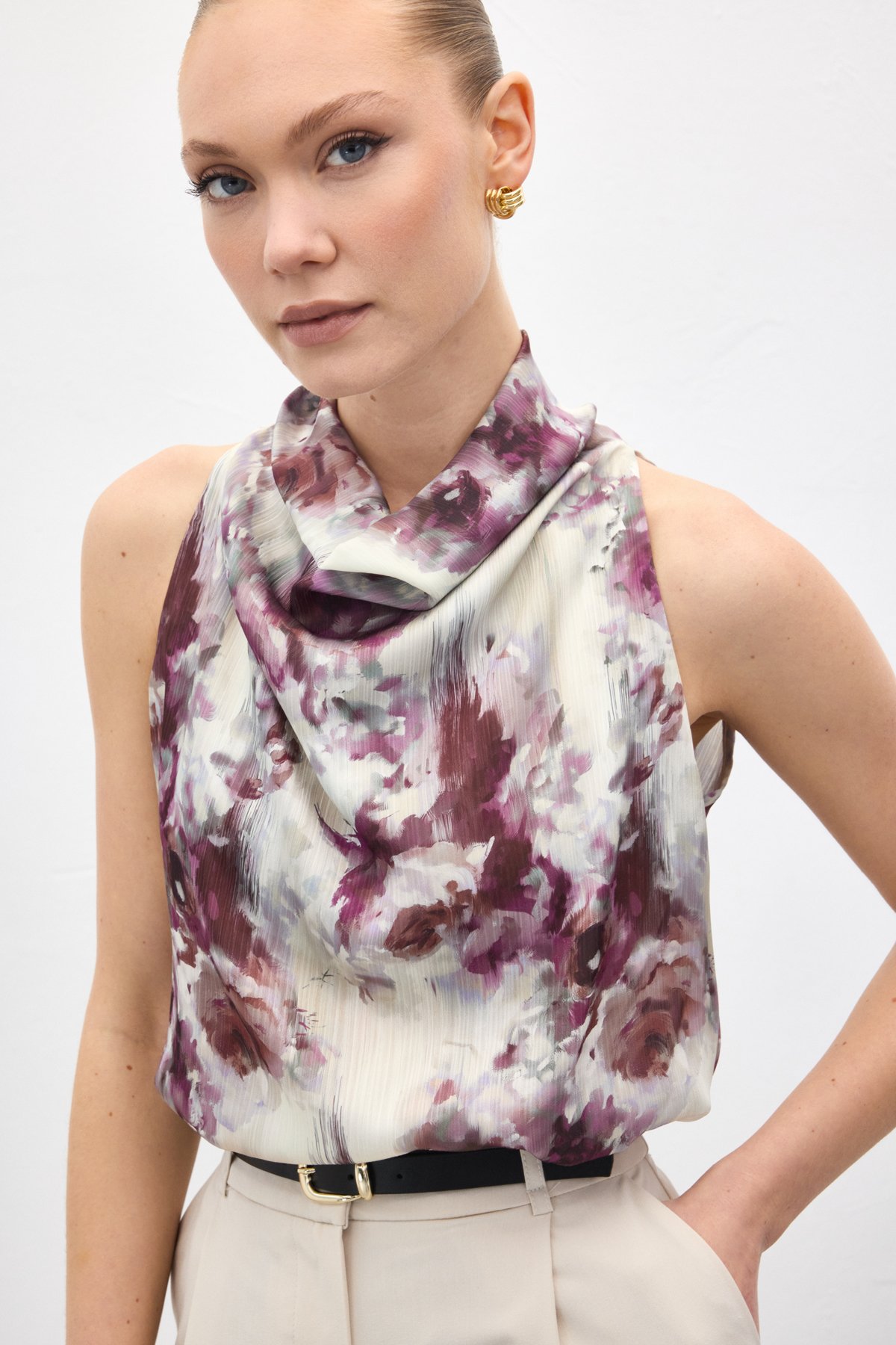 Draped Halter Neck Patterned Blouse - Murdum