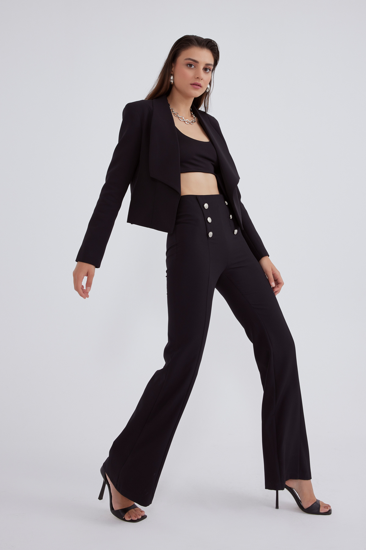 Düğme aksesuarlı geniş pantolon - SİYAH