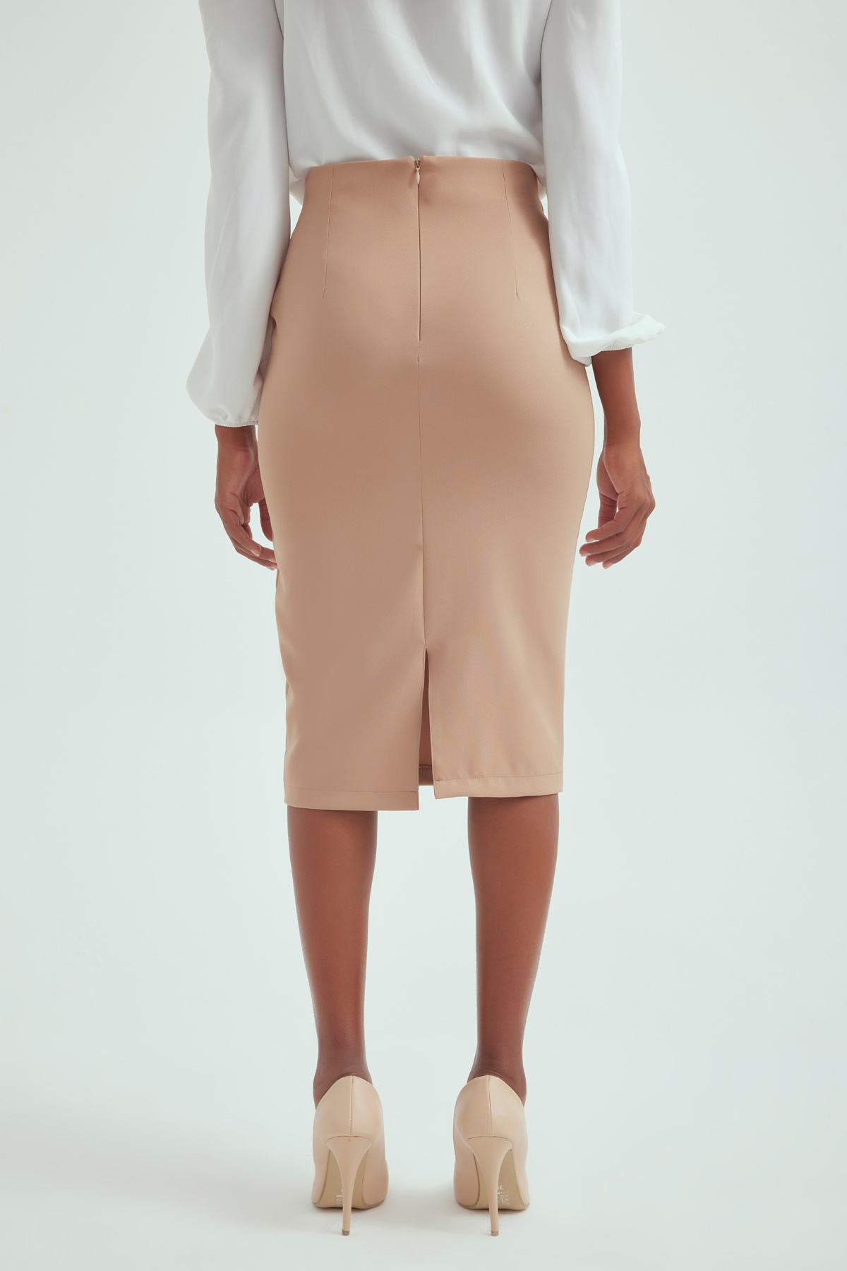 Düğme aksesuarlı kalem etek - BEJ