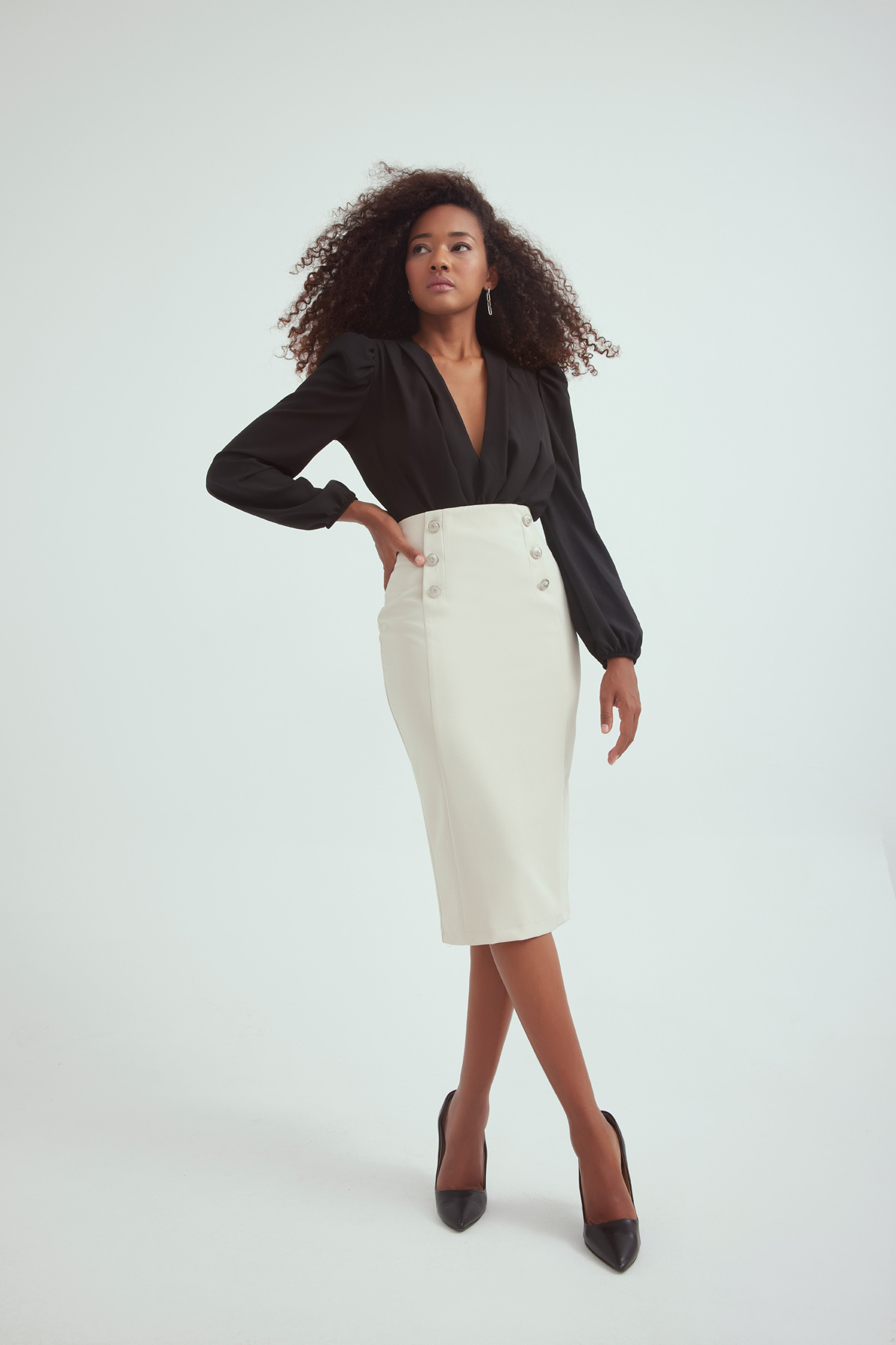 Düğme aksesuarlı kalem etek - TAŞ