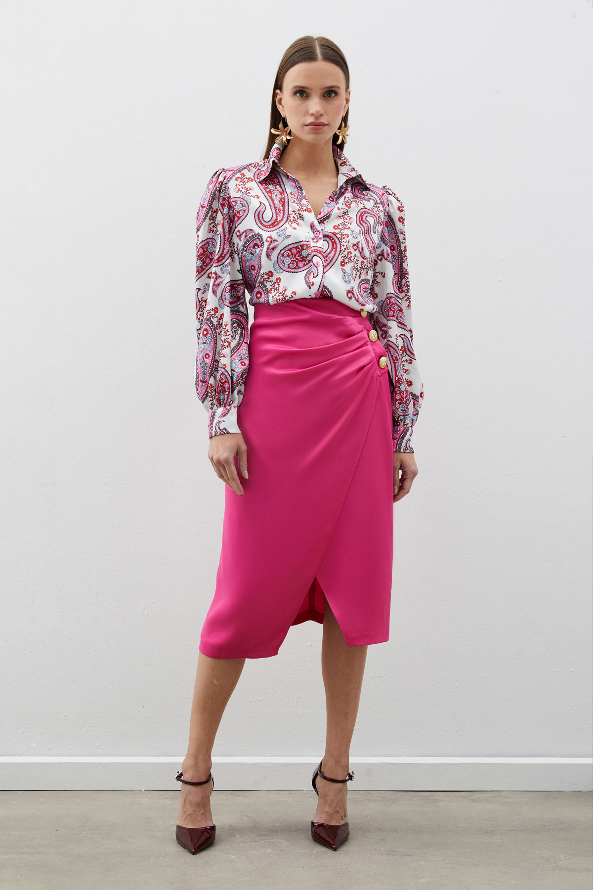 Düğme Aksesuarlı Saten Krep Etek - FUŞYA