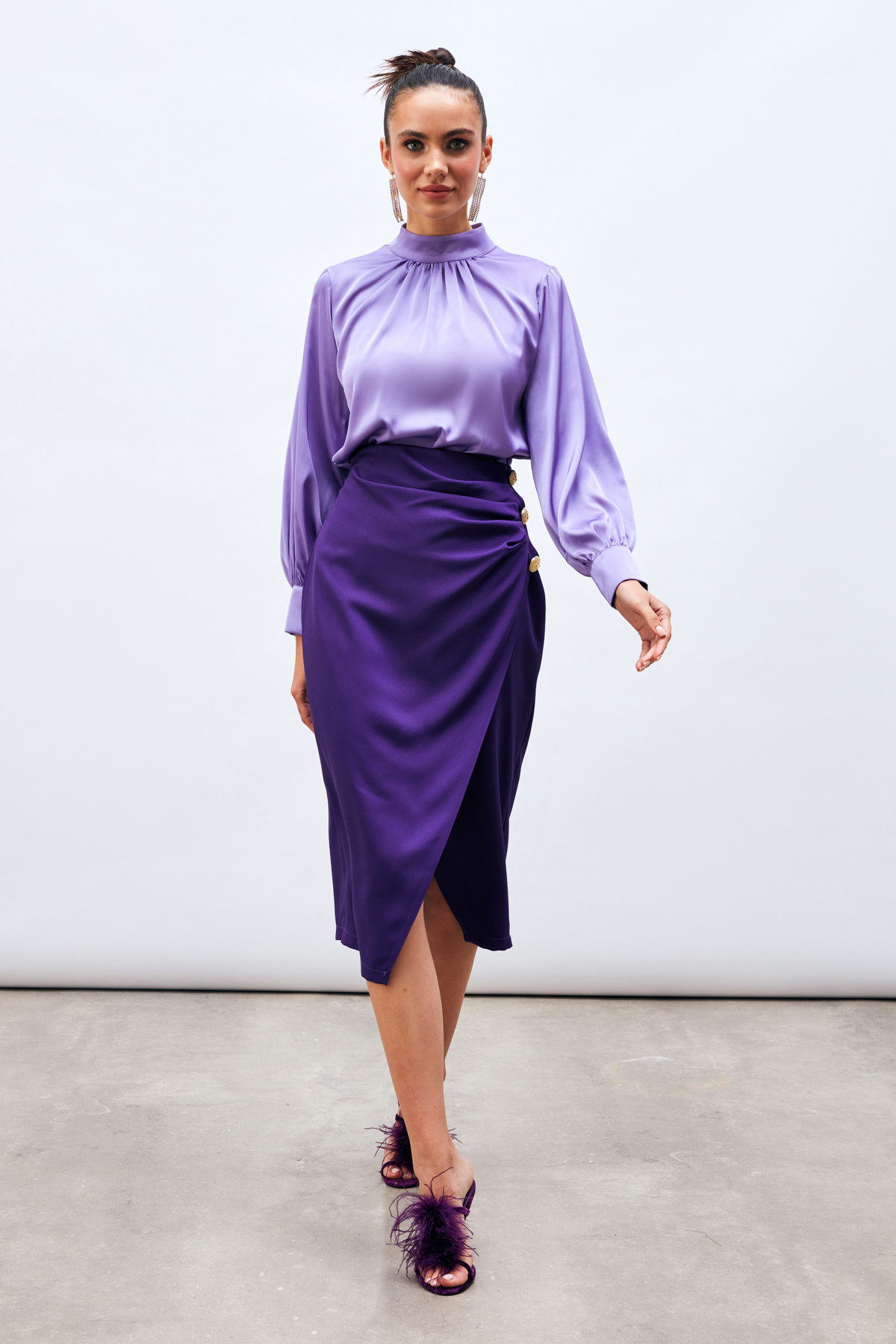 Düğme Aksesuarlı Saten Krep Etek - MOR