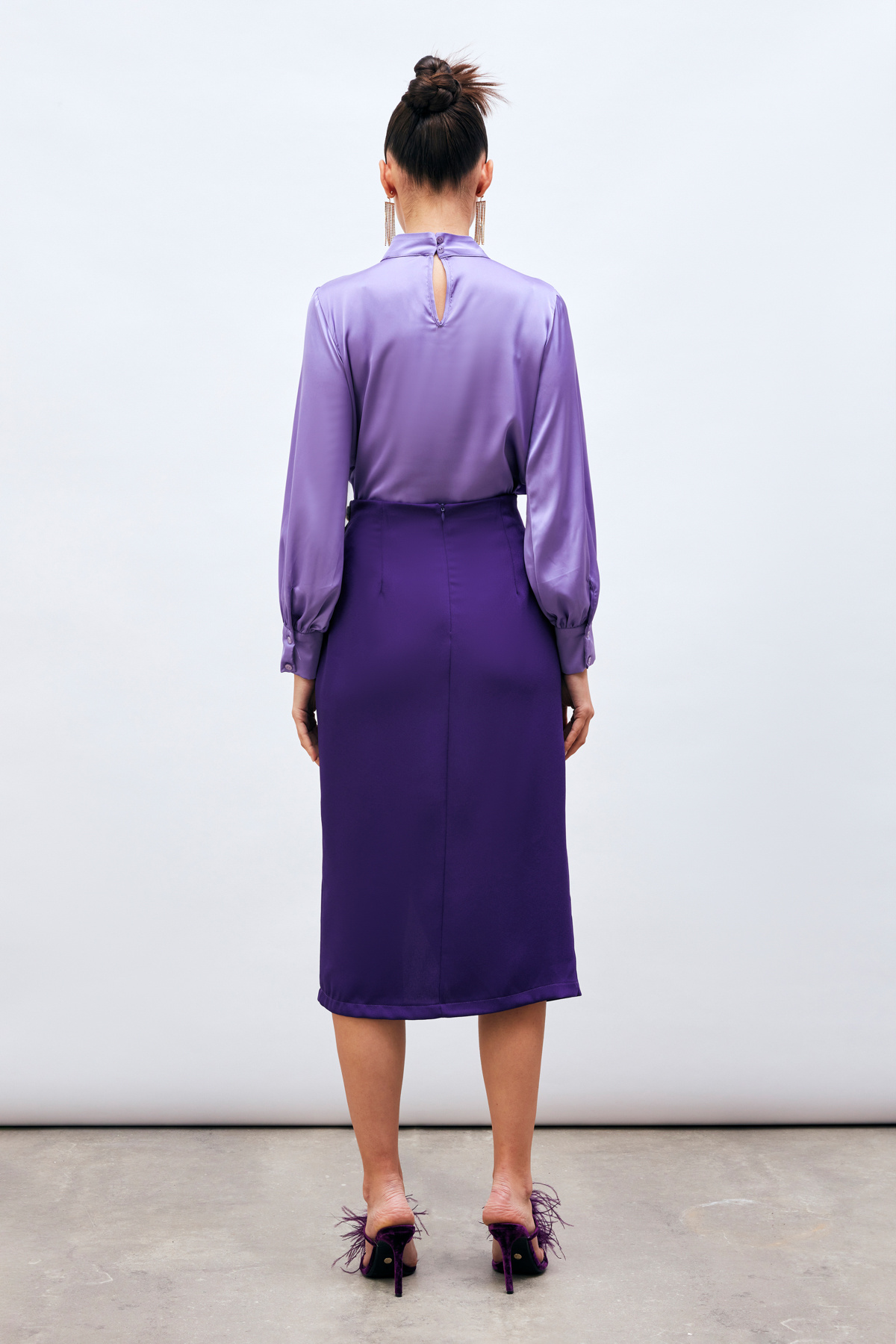 Düğme Aksesuarlı Saten Krep Etek - MOR