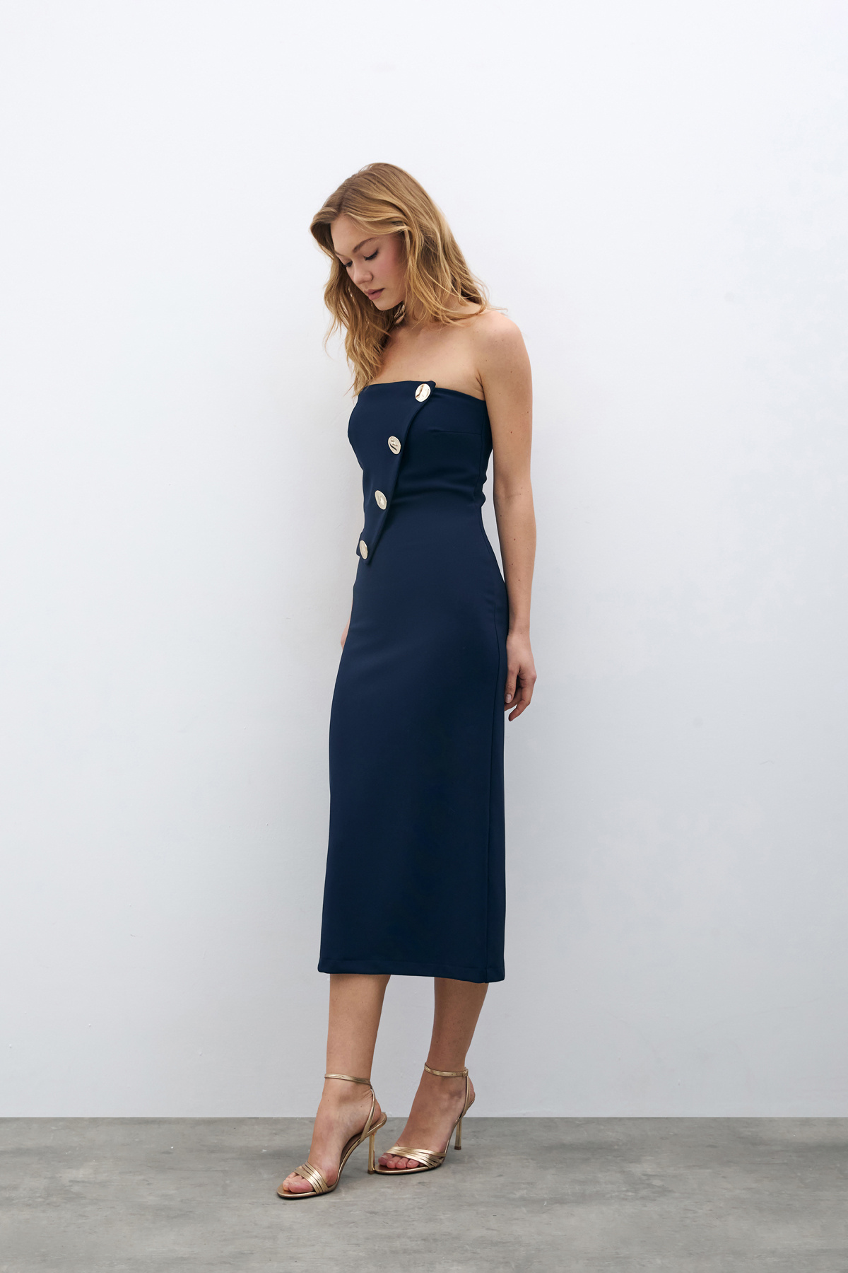 Düğme Aksesuarlı Straplez Elbise - LACİVERT