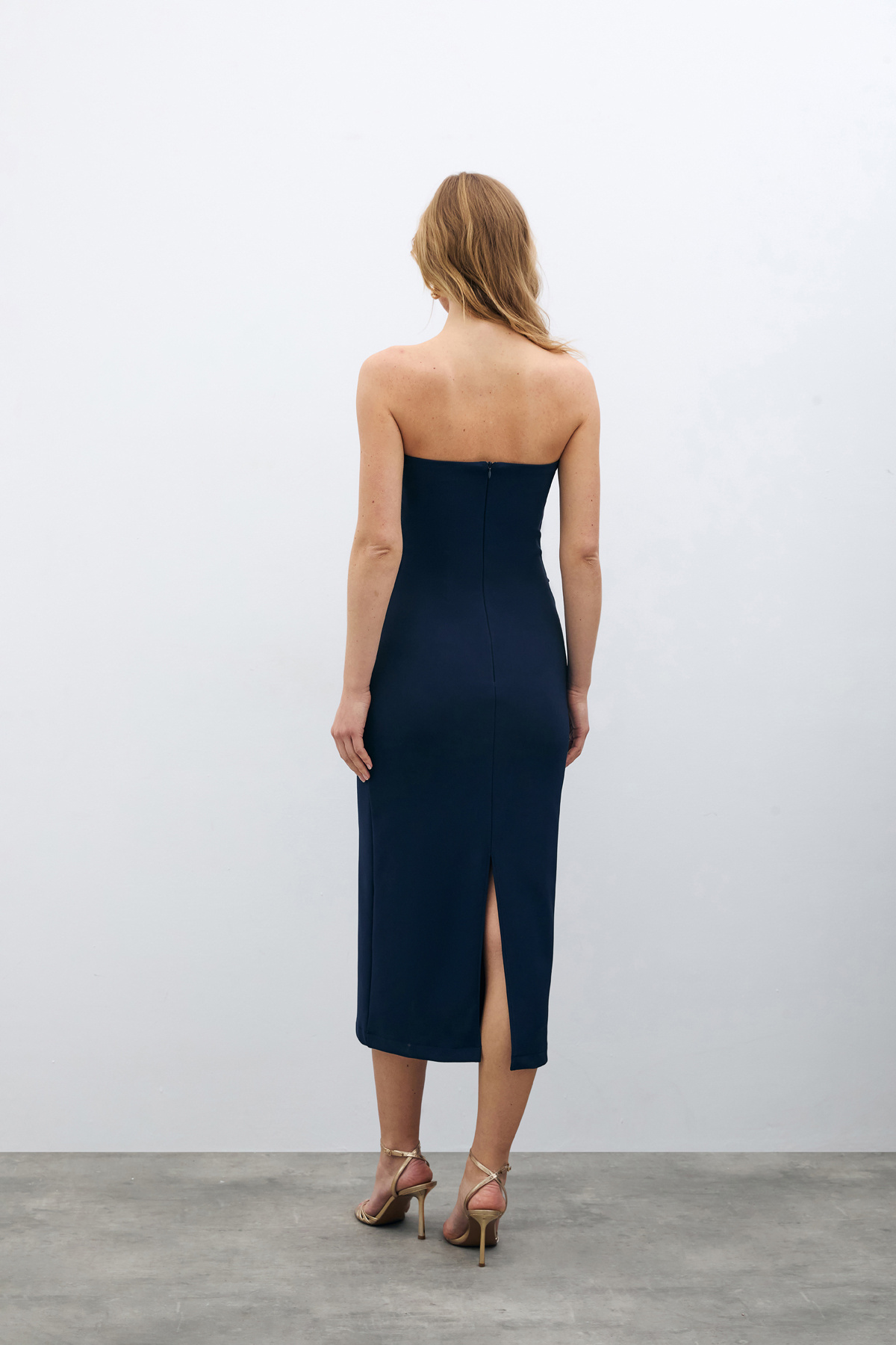 Düğme Aksesuarlı Straplez Elbise - LACİVERT