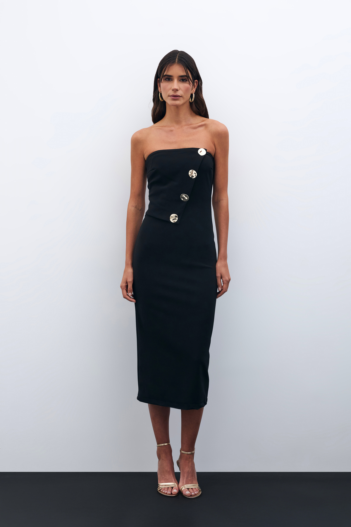Düğme Aksesuarlı Straplez Elbise - SİYAH