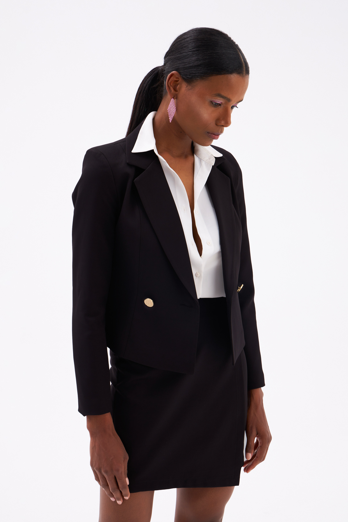 Button detail short jacket - BLACK