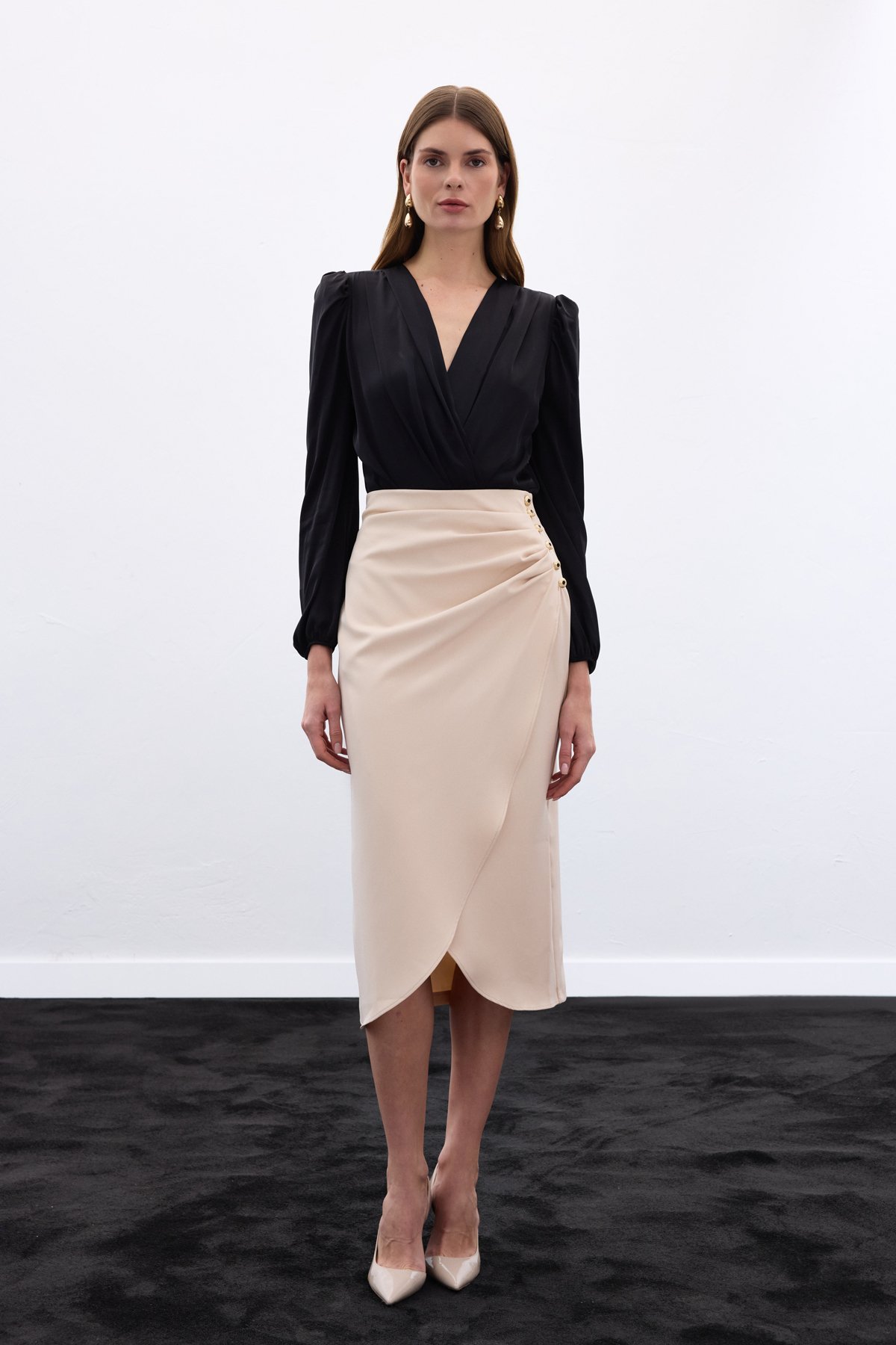 Düğme Detaylı Kalem Etek - Bej