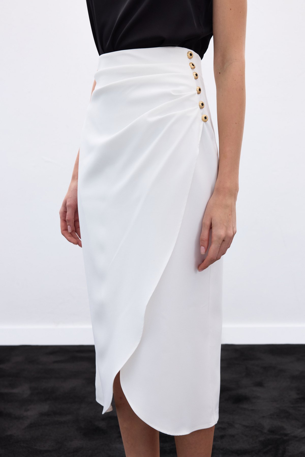 Düğme Detaylı Kalem Etek - Ekru