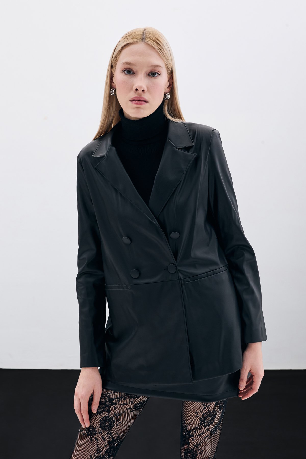 Düğme Detaylı Kruvaze Deri Ceket - Siyah