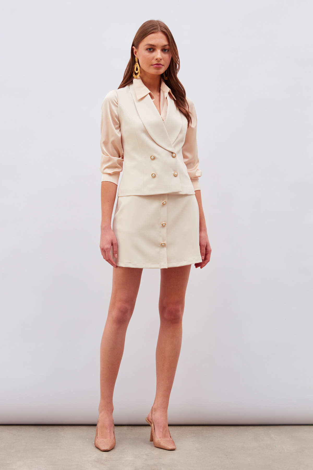 Düğme Detaylı Mini Etek - BEJ