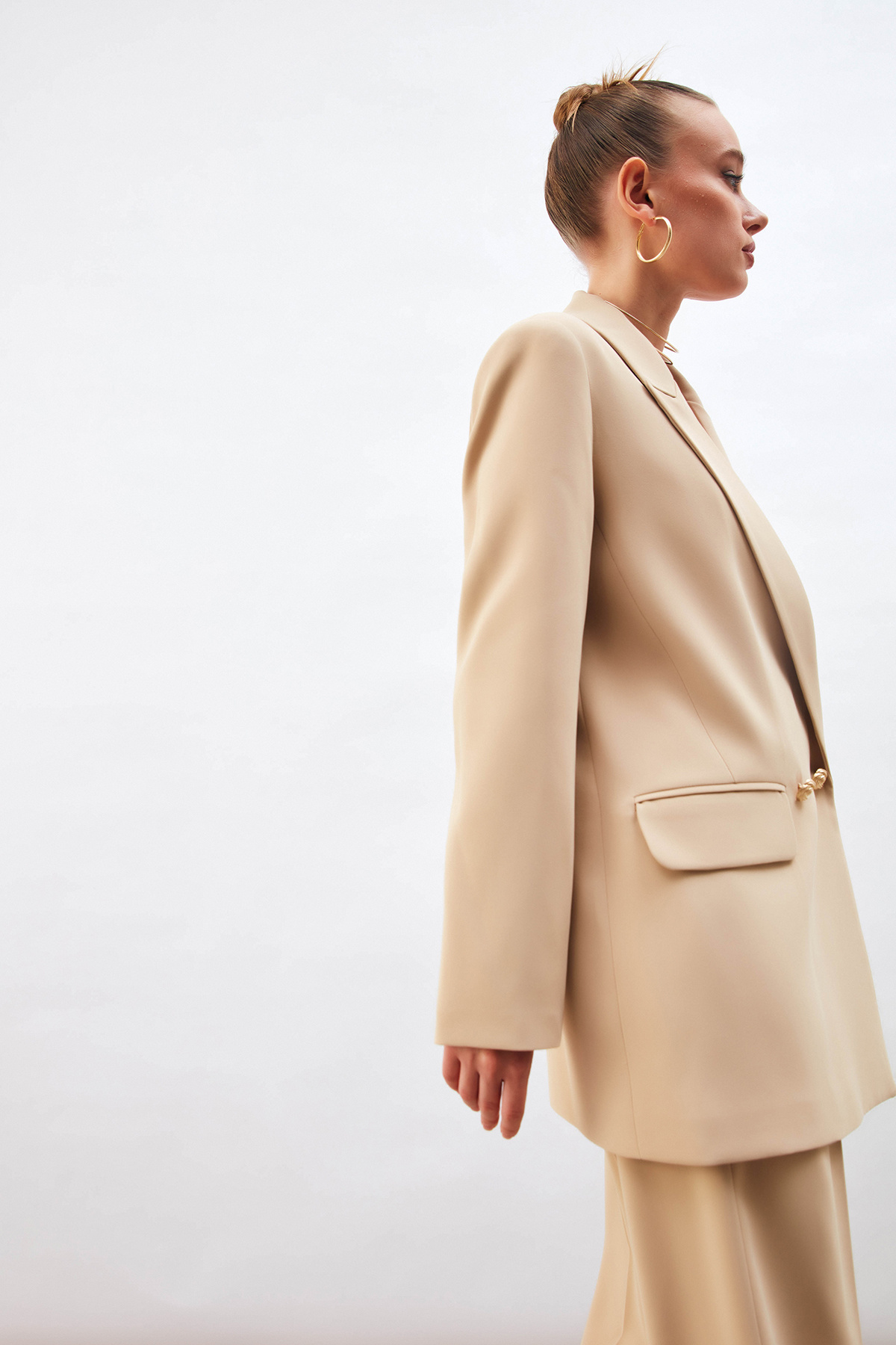 Düğme Detaylı Salaş Ceket - BEJ