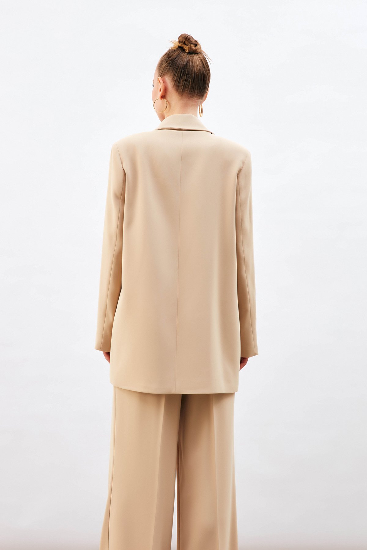 Düğme Detaylı Salaş Ceket - BEJ