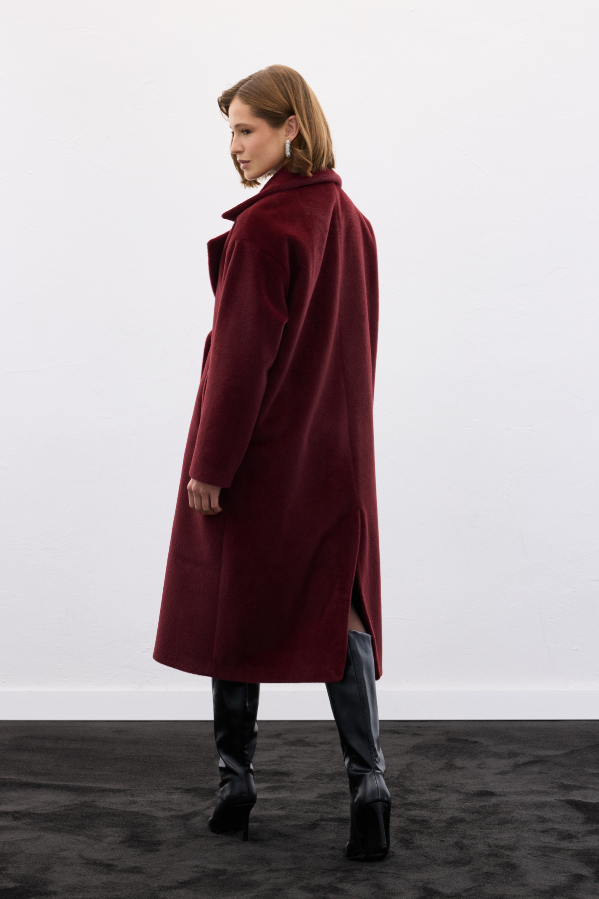 Düğme Detaylı Uzun Kaban - Bordo