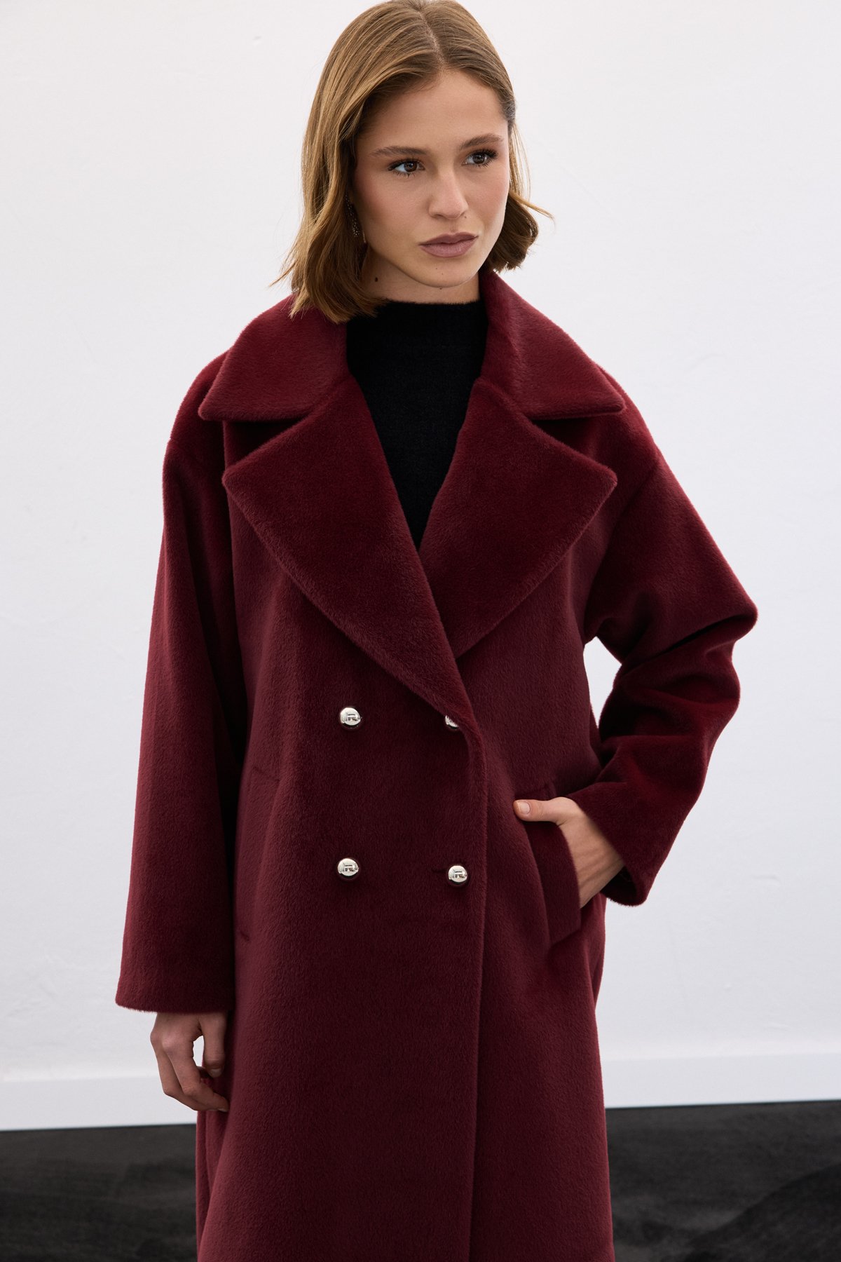 Düğme Detaylı Uzun Kaban - Bordo