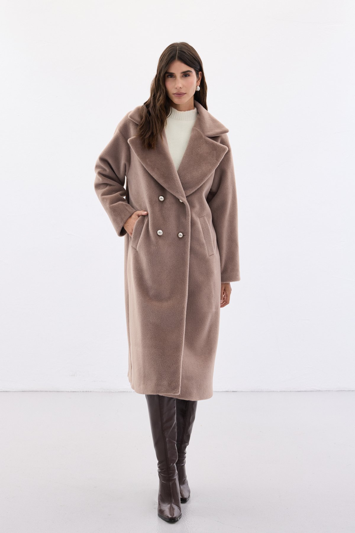 Düğme Detaylı Uzun Kaban - Vizon