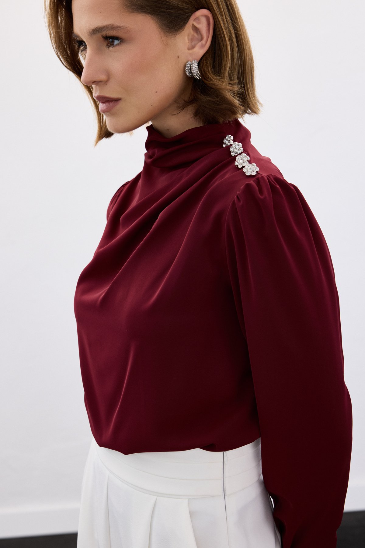 Düğmeleri Taş Detaylı Bluz - Bordo