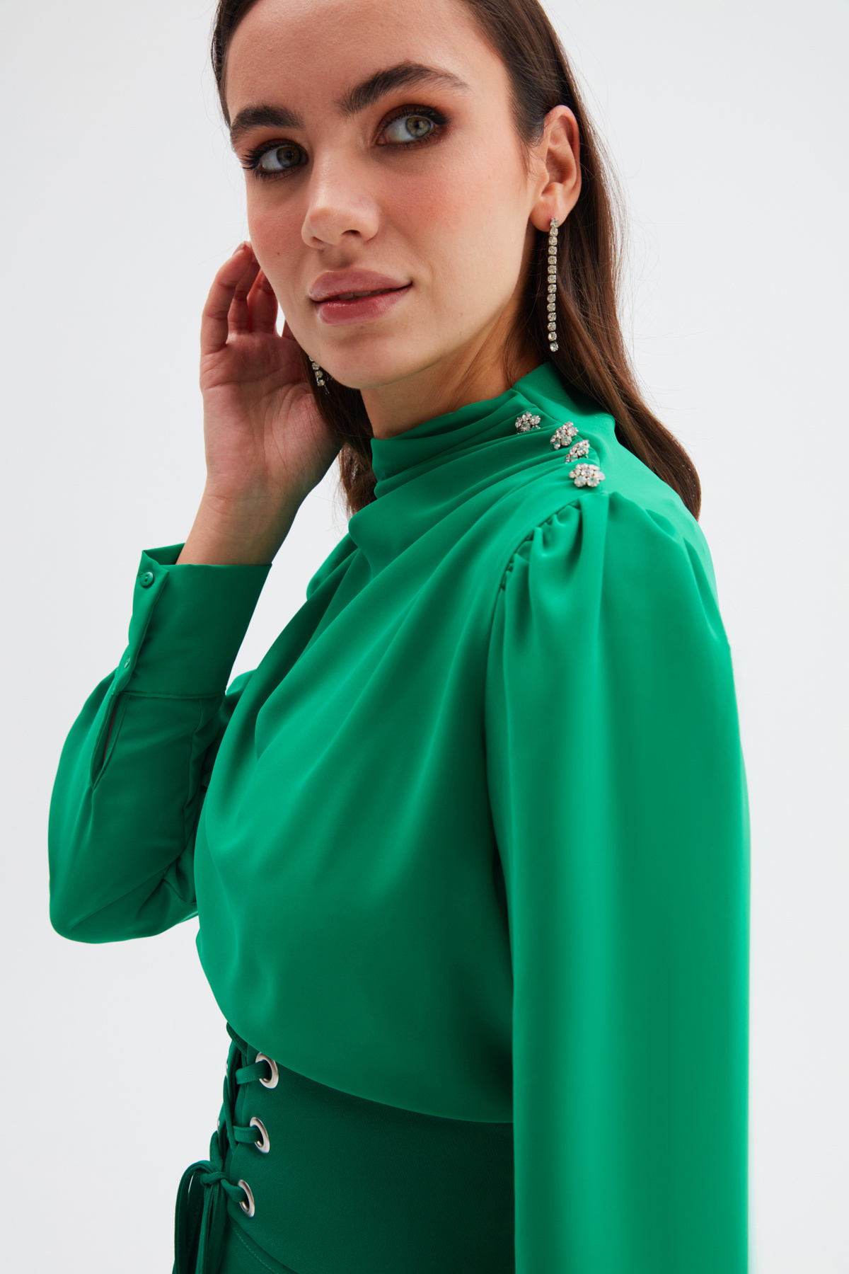 Düğmeleri Taş Detaylı Bluz - KOYU YEŞİL