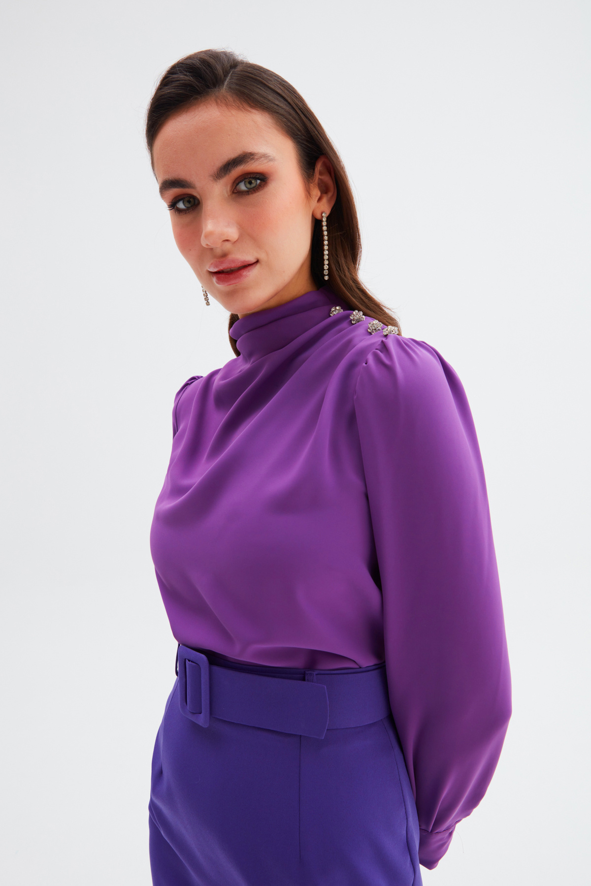 Düğmeleri Taş Detaylı Bluz - MOR