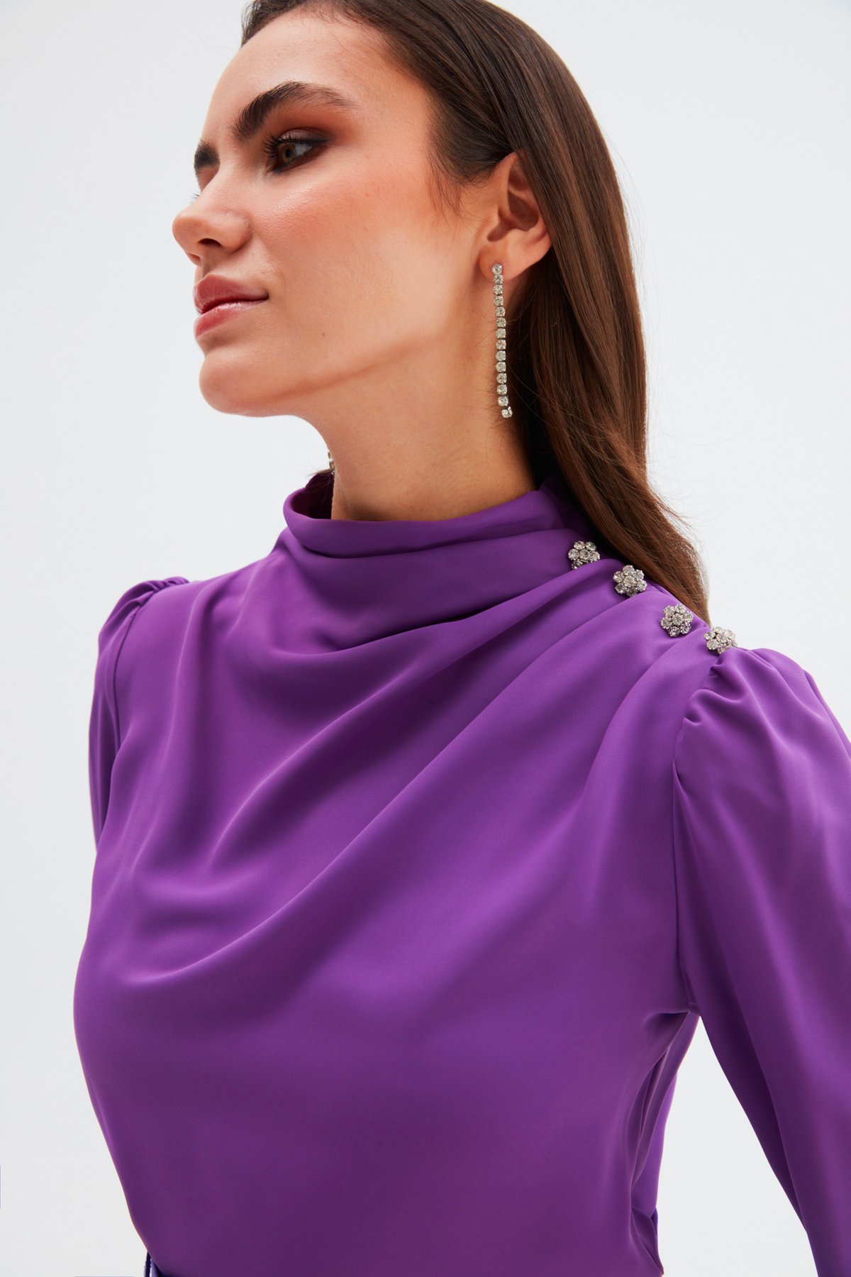 Düğmeleri Taş Detaylı Bluz - MOR