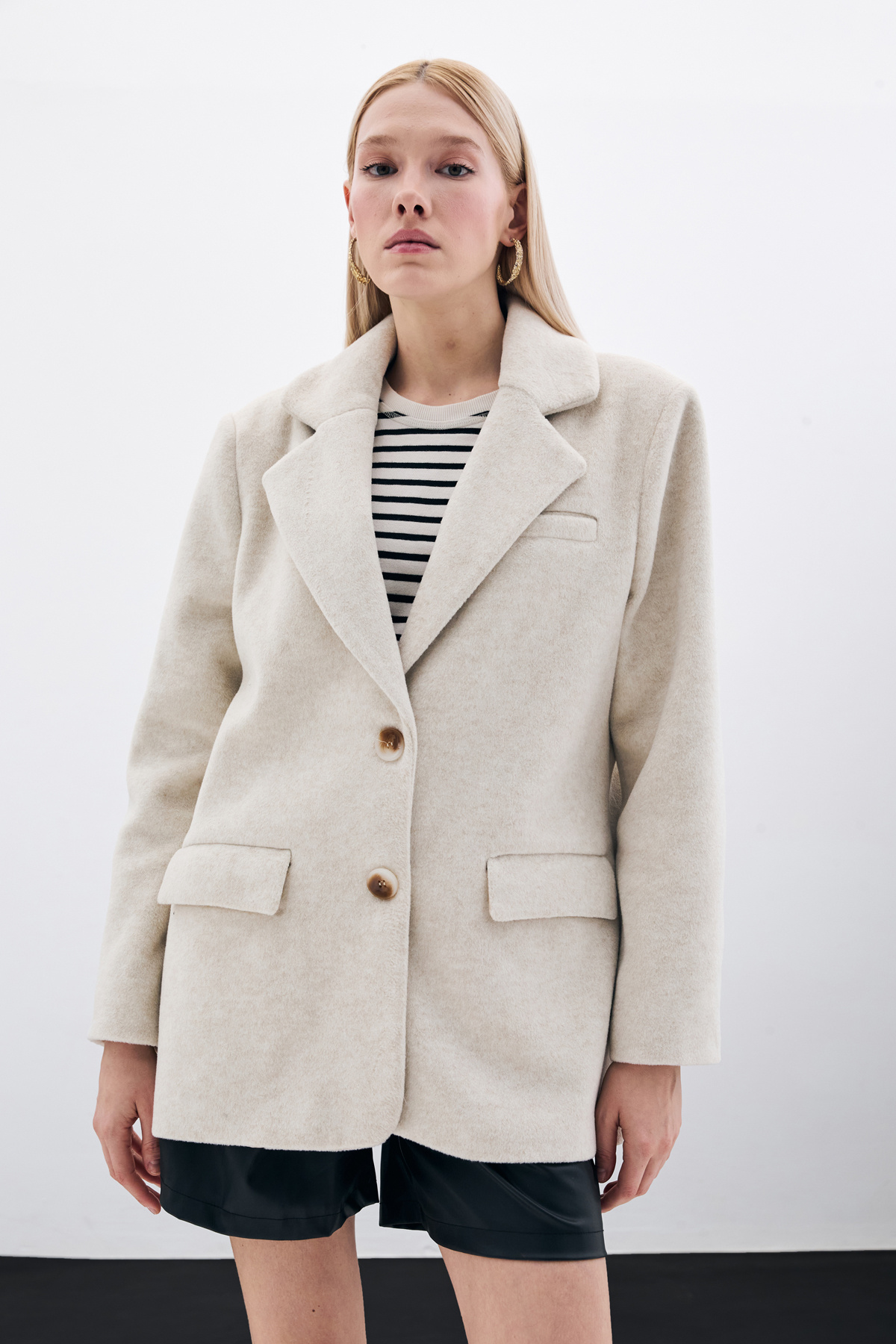 Düğmeli Kaşe Ceket - Bej