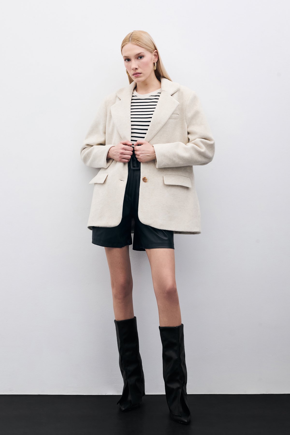 Düğmeli Kaşe Ceket - Bej