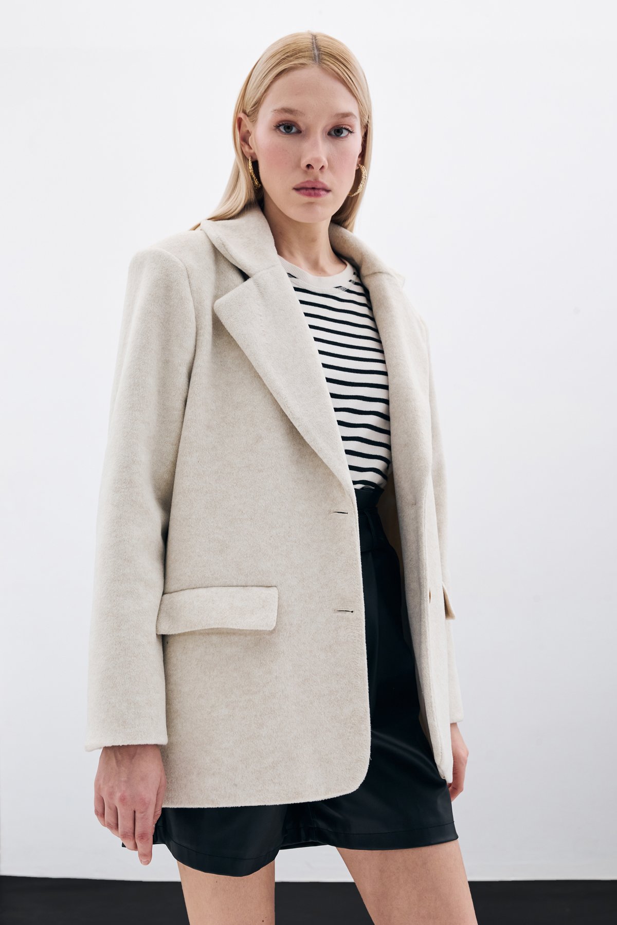 Düğmeli Kaşe Ceket - Bej