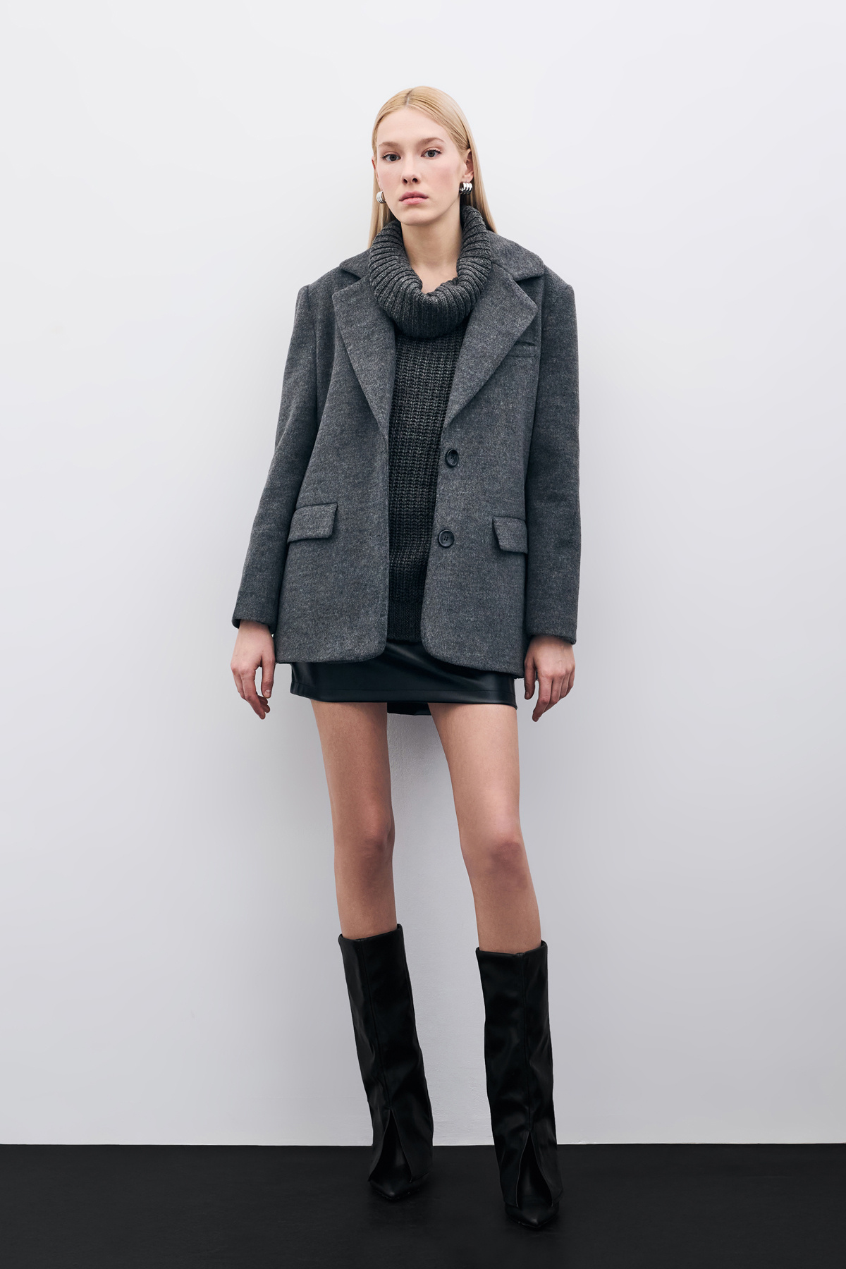 Düğmeli Kaşe Ceket - Siyah