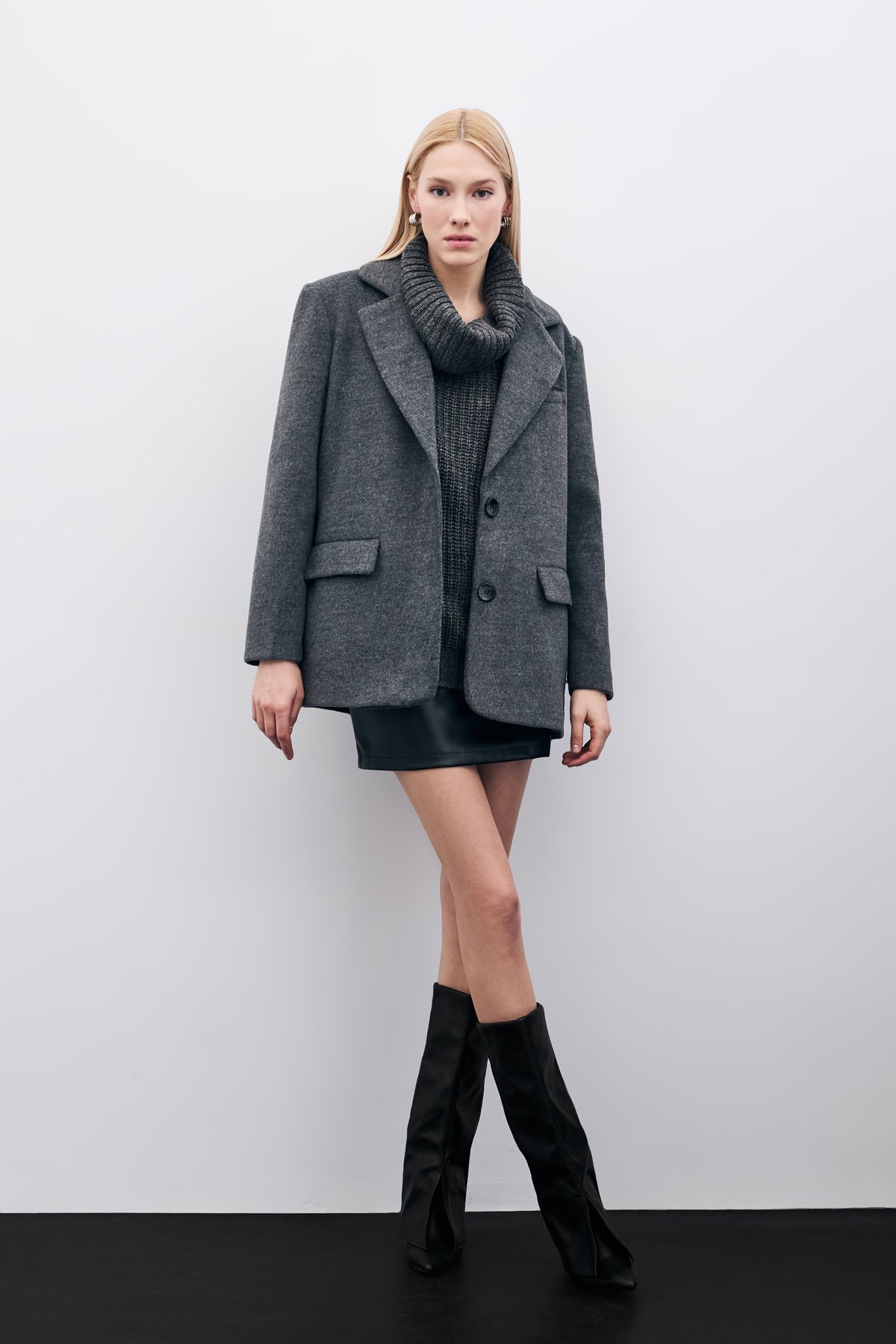 Düğmeli Kaşe Ceket - Siyah