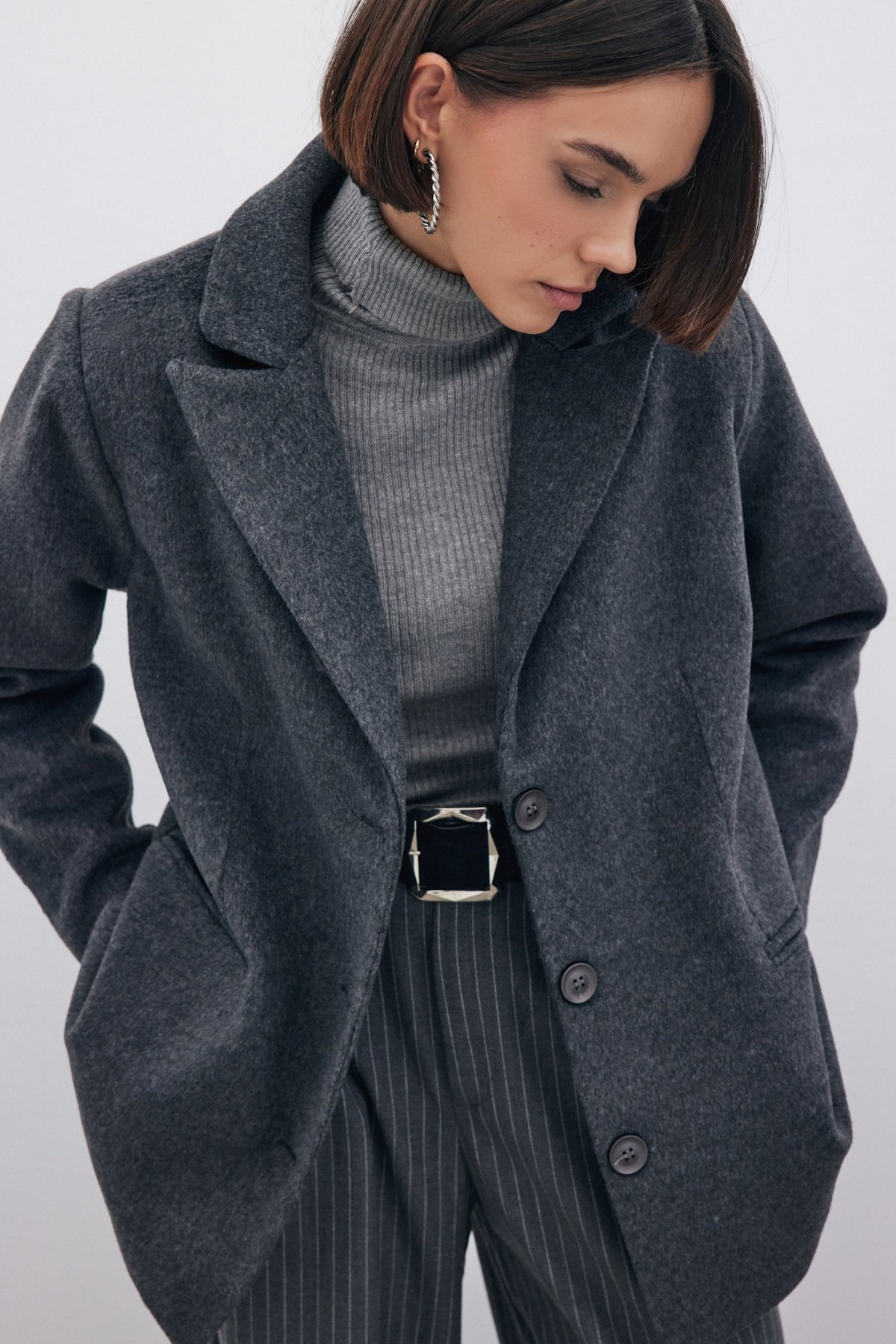 Düğmeli Kaşe Kaban - SİYAH