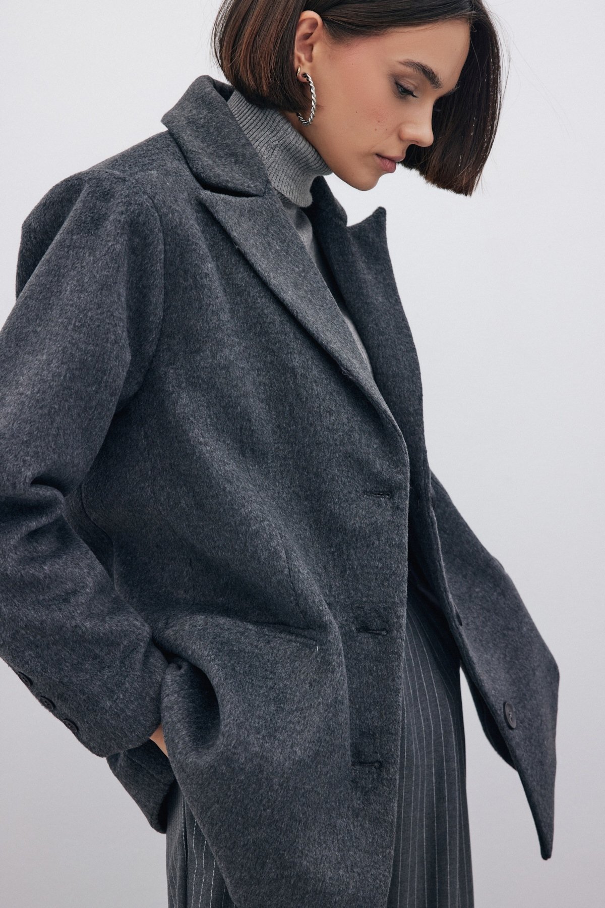 Düğmeli Kaşe Kaban - SİYAH