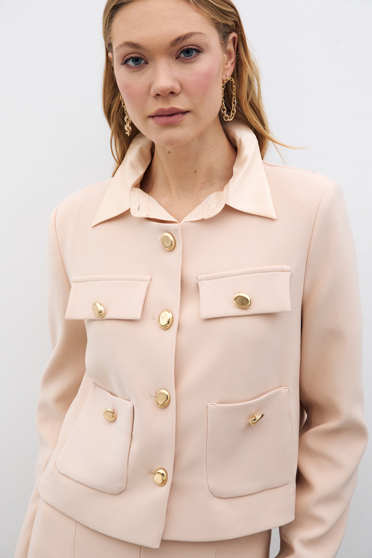 Düğmeli Kısa Ceket - BEJ