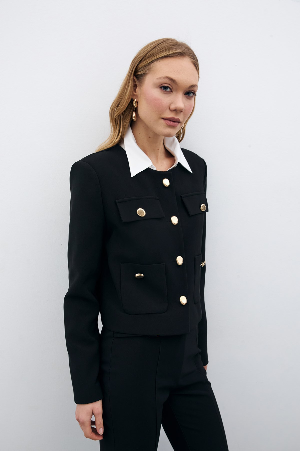 Düğmeli Kısa Ceket - SİYAH