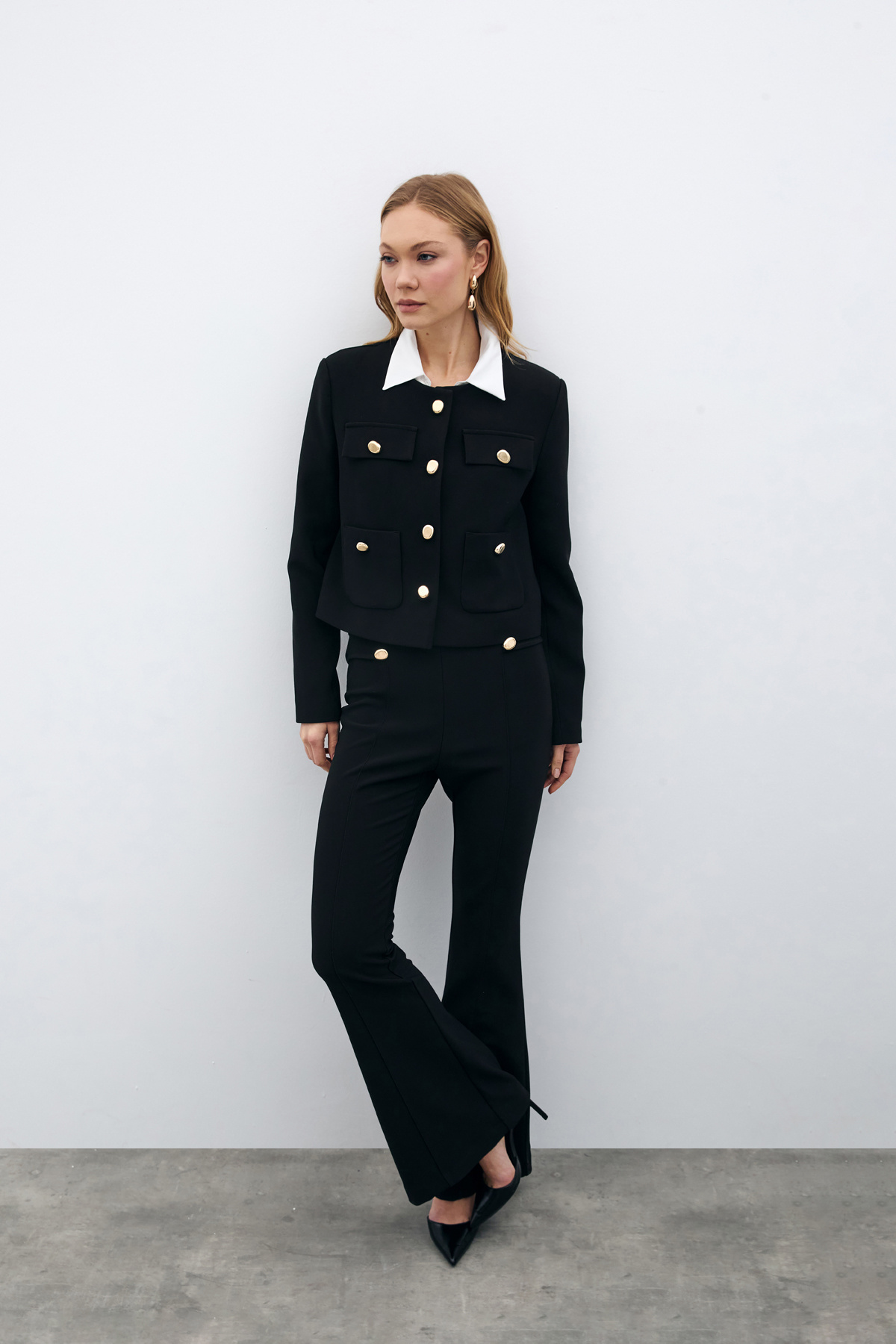 Düğmeli Kısa Ceket - SİYAH