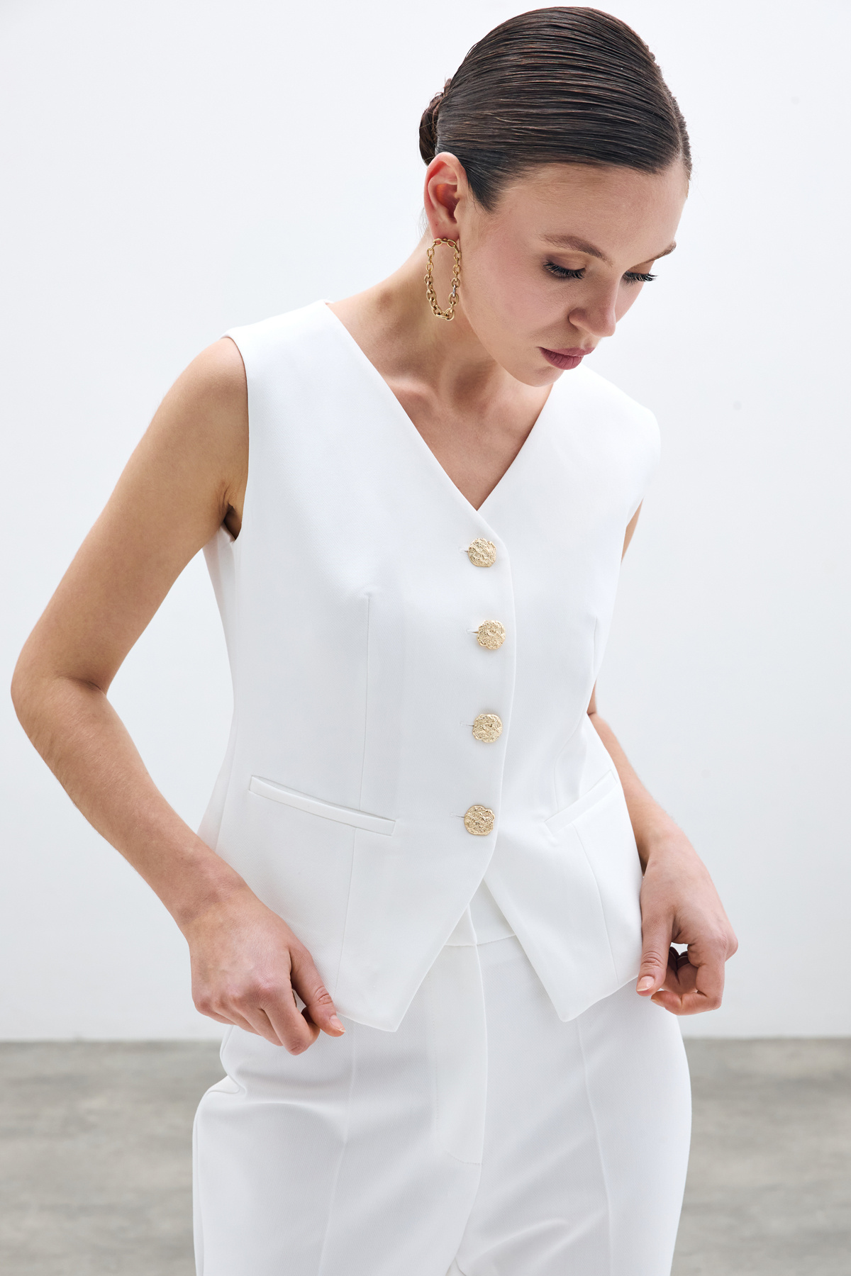 Düğmeli Kısa Yelek - Ekru